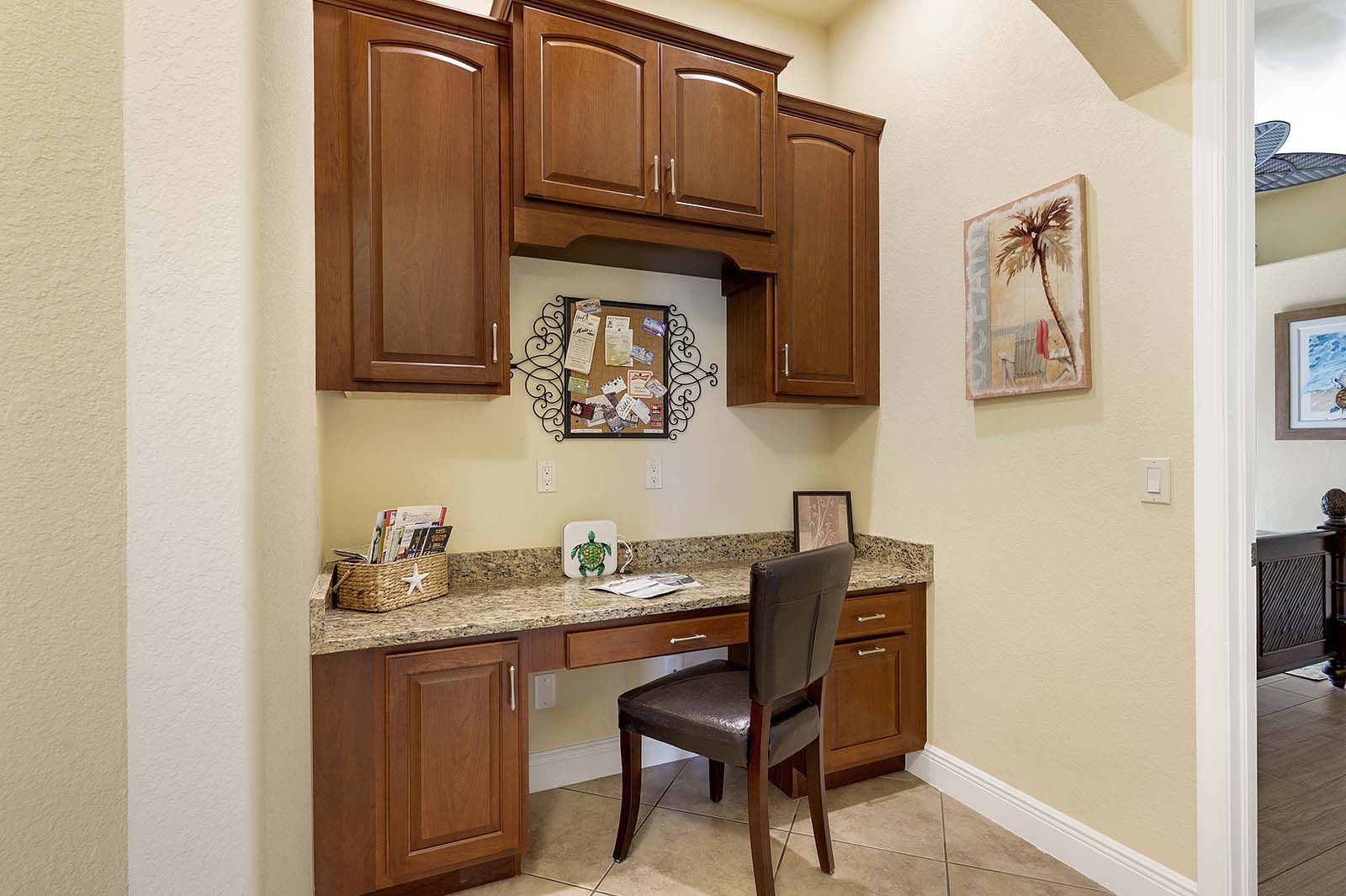 Terrasse am Kanal mit Wasserblick und privatem Bootsdock.