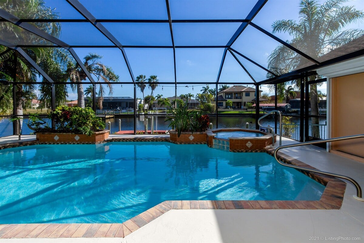 Waterfront Cape Coral, Gulf Access+Bootsdock, Pool+Spa,Bikes