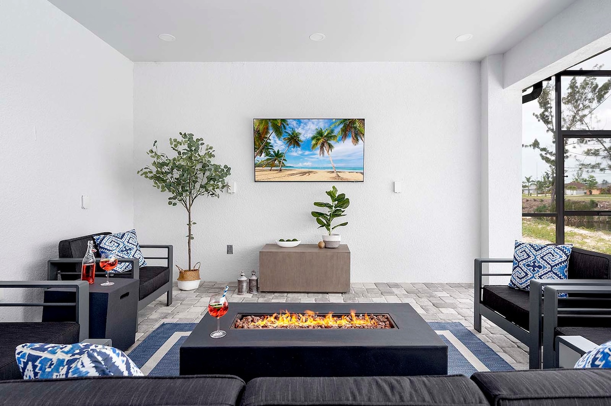 Außenkamin mit Unterhaltungslounges