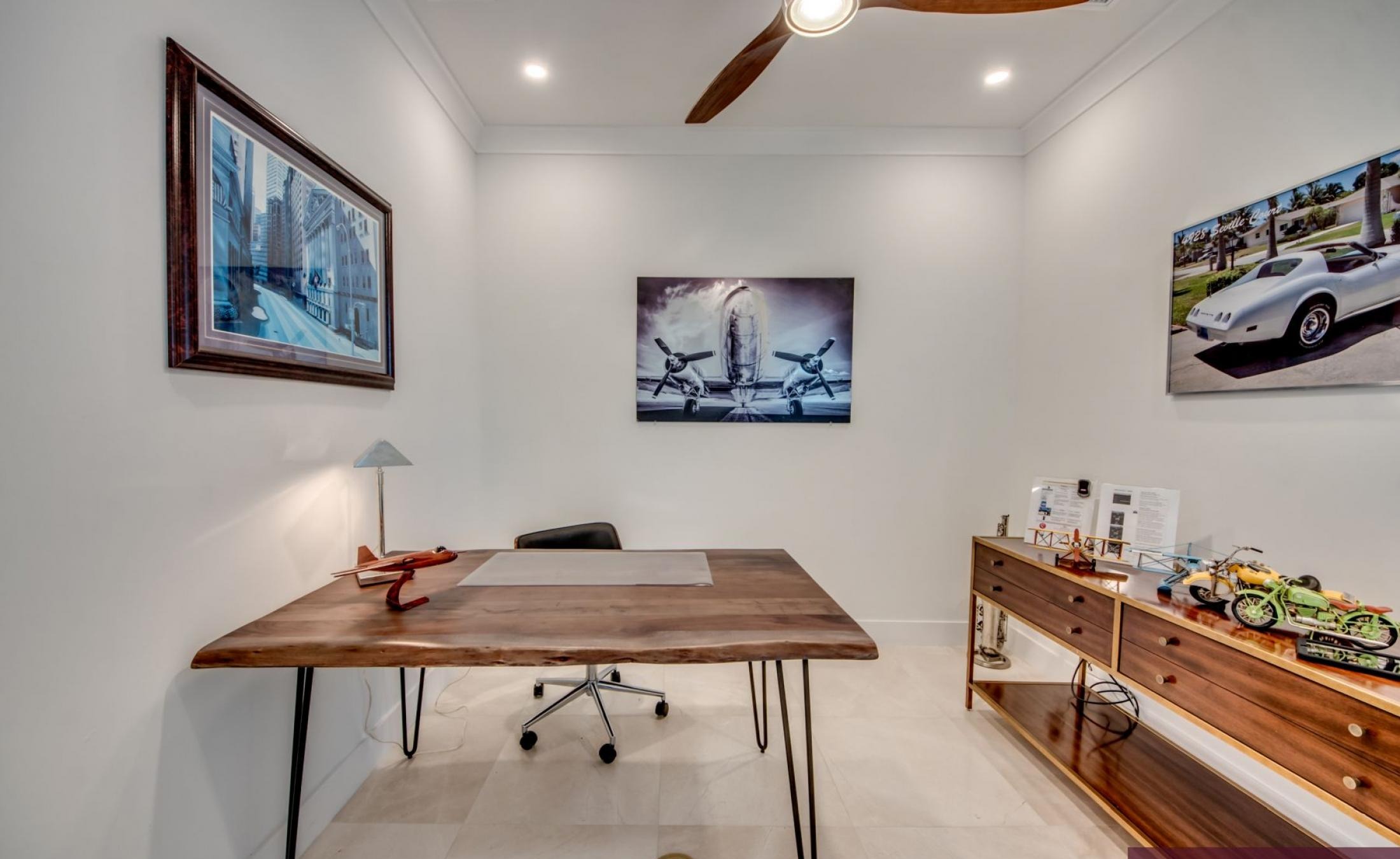 Villa am Wasser mit privatem Bootsdock, beheiztem Pool und Jacuzzi