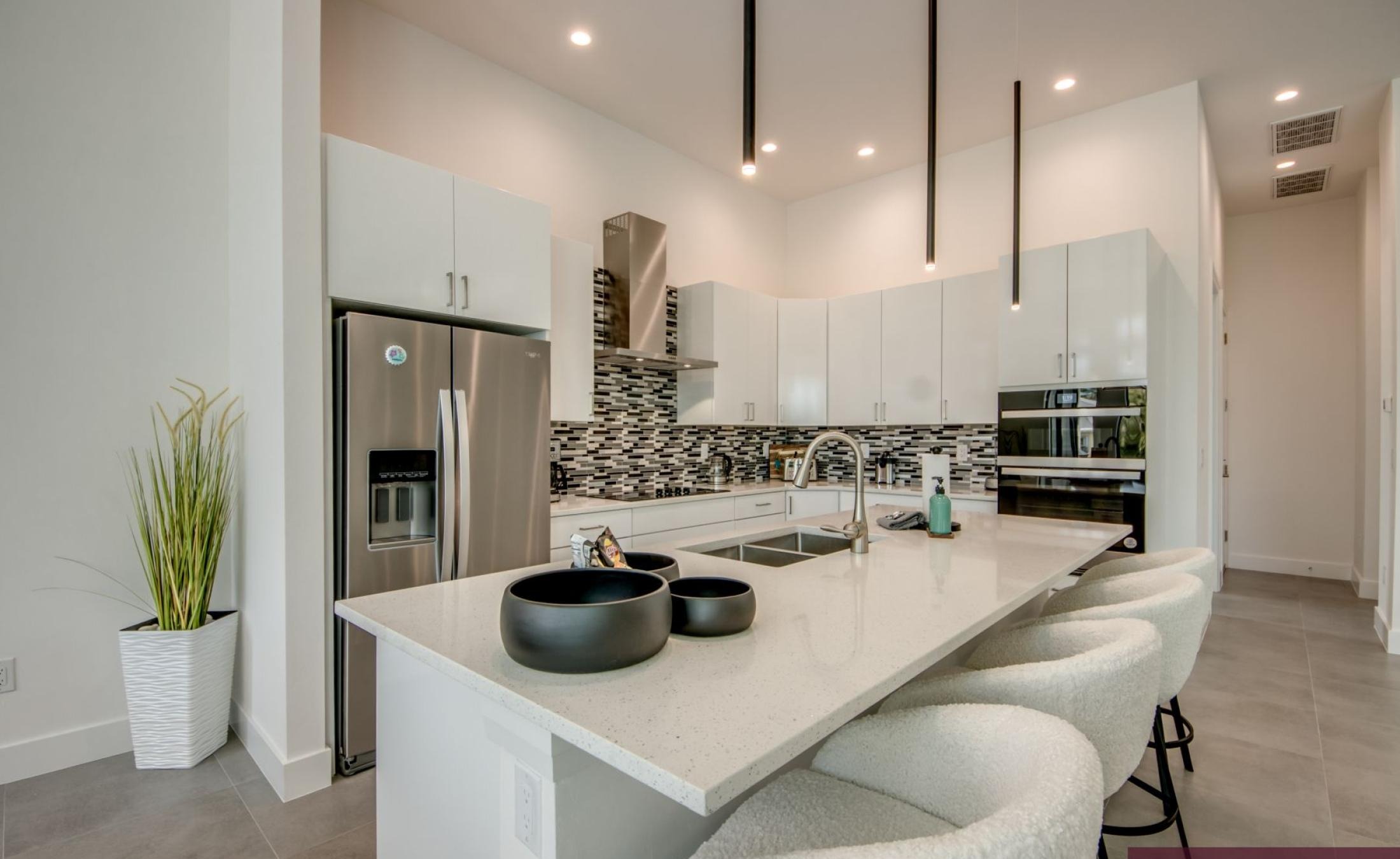 Beheizter Pool und Spa am Wasser mit privatem Bootsdock (Gulf Access).