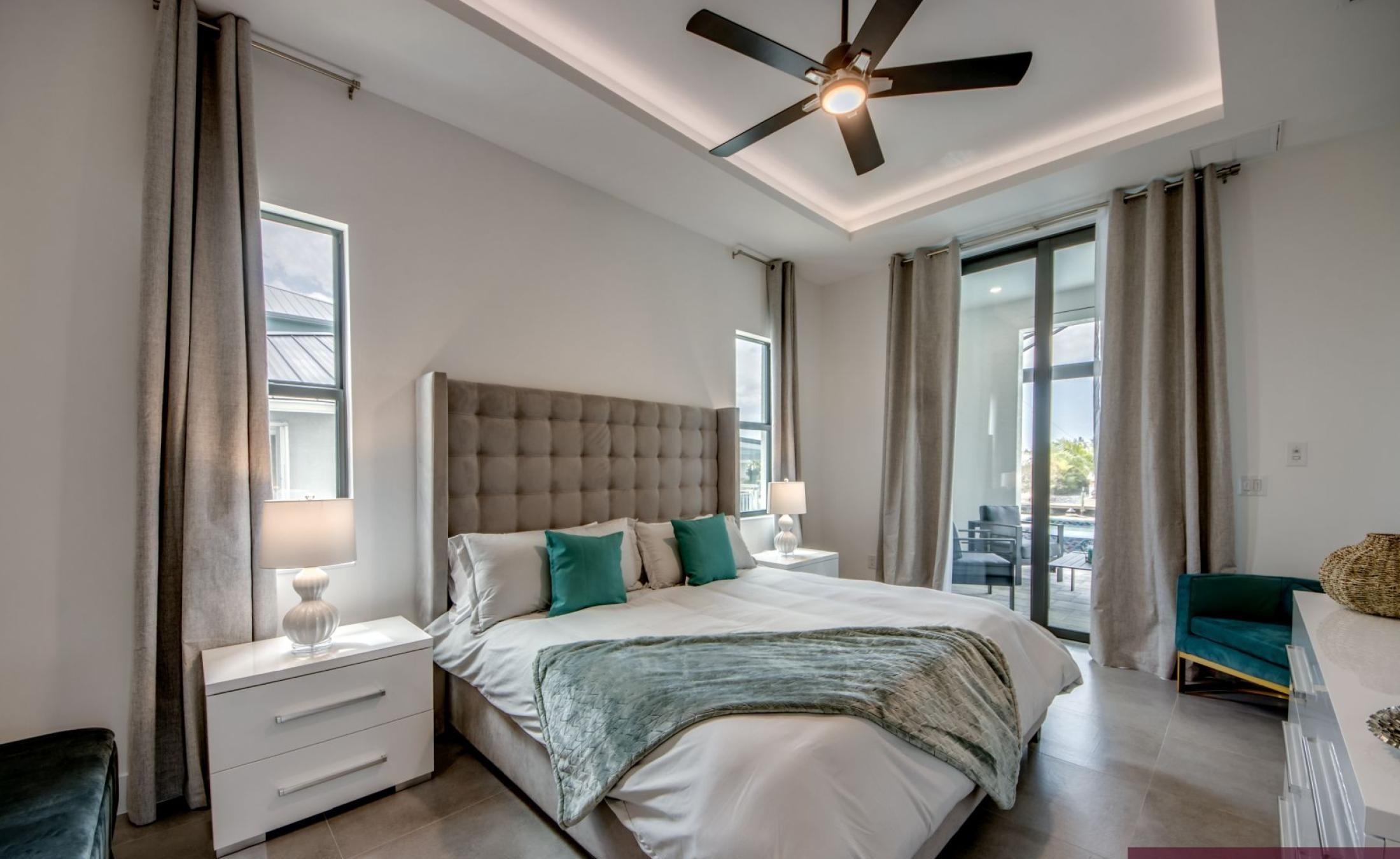 Beheizter Pool und Spa am Kanal mit Bootsdock (Gulf Access).