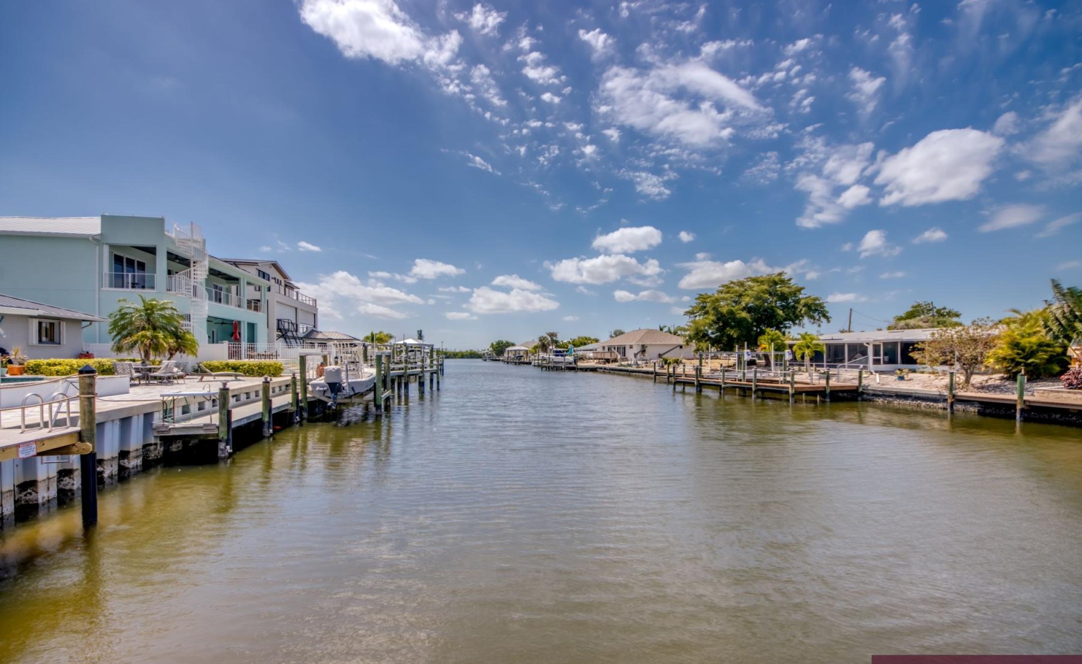 Beheizter Pool und Spa am Wasser mit Bootsdock (Gulf Access).