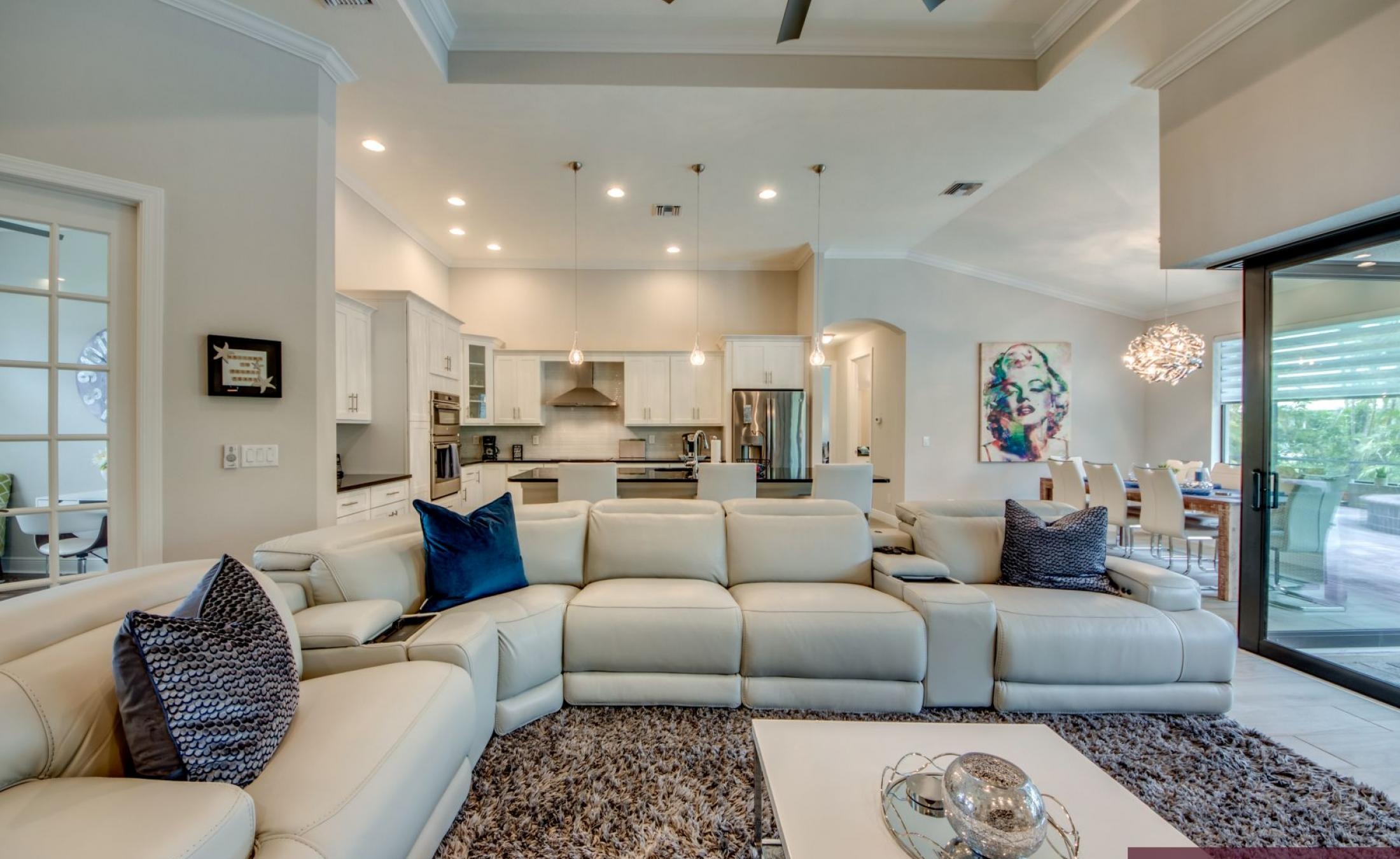 Moderne Villa in SW Cape Coral mit beheiztem Pool und Spa (Südausrichtung).