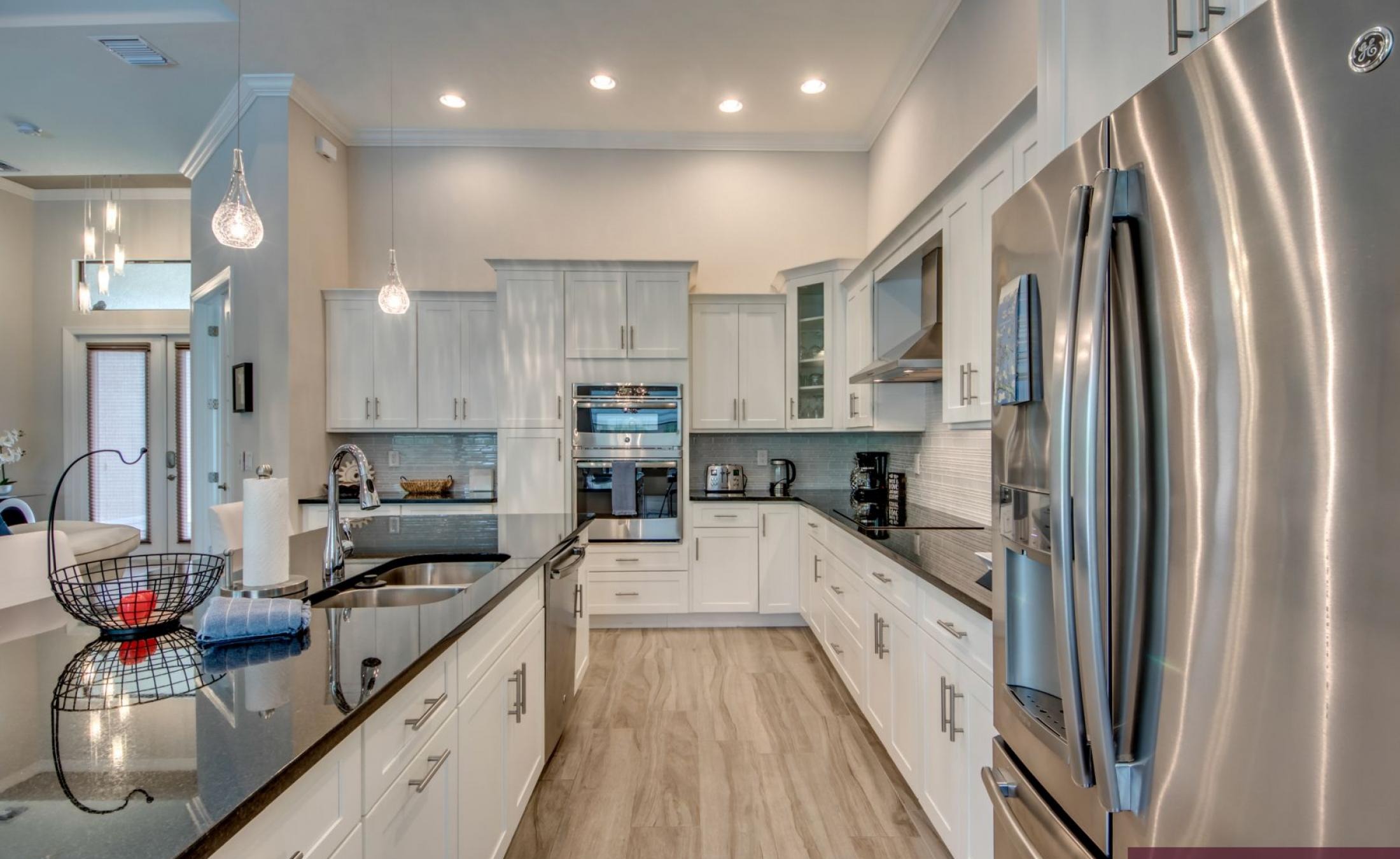 Moderne Villa in SW Cape Coral mit beheiztem Pool und Spa (Südausrichtung).