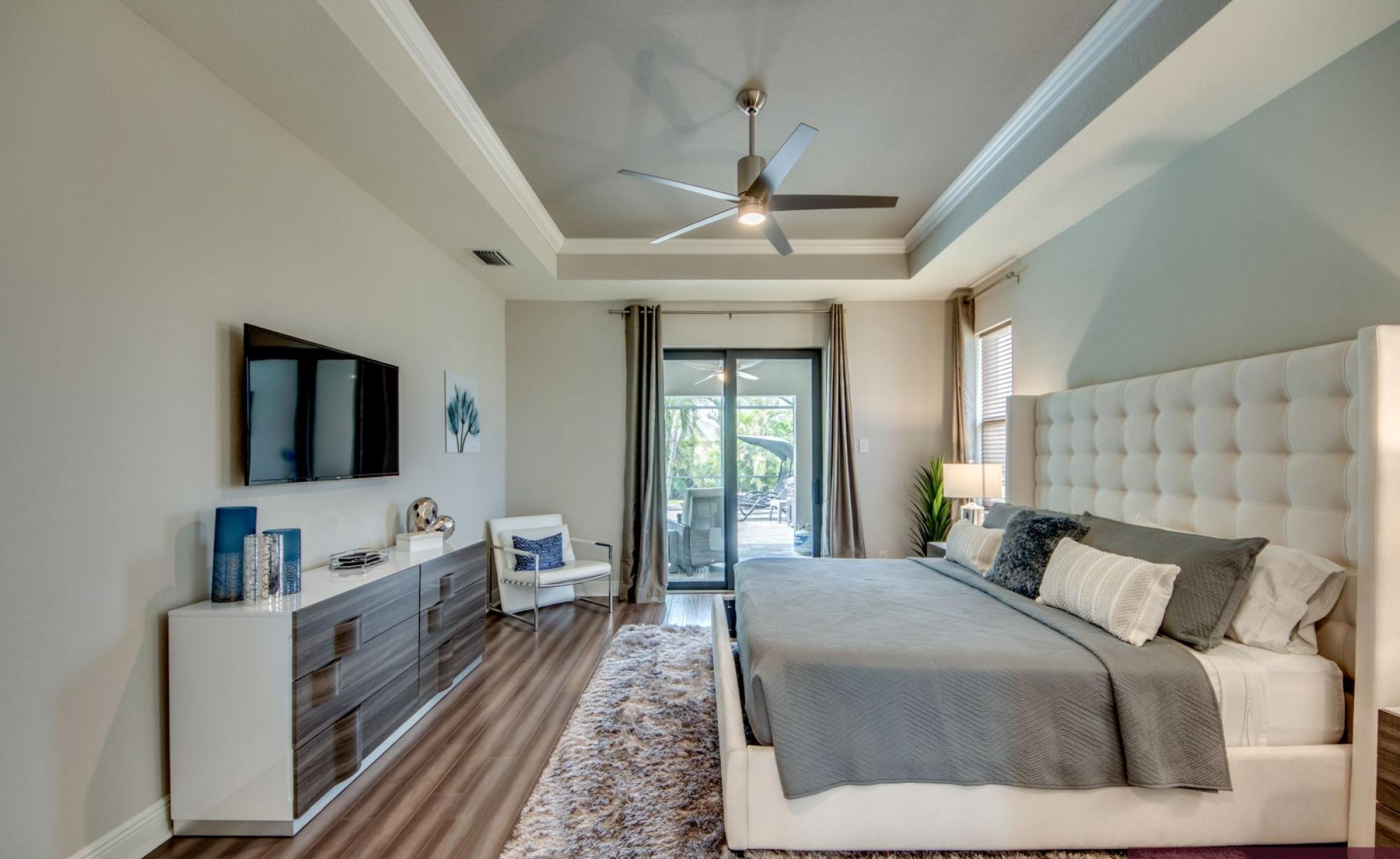 Moderne Villa in SW Cape Coral mit beheiztem Pool und Spa (Südausrichtung).