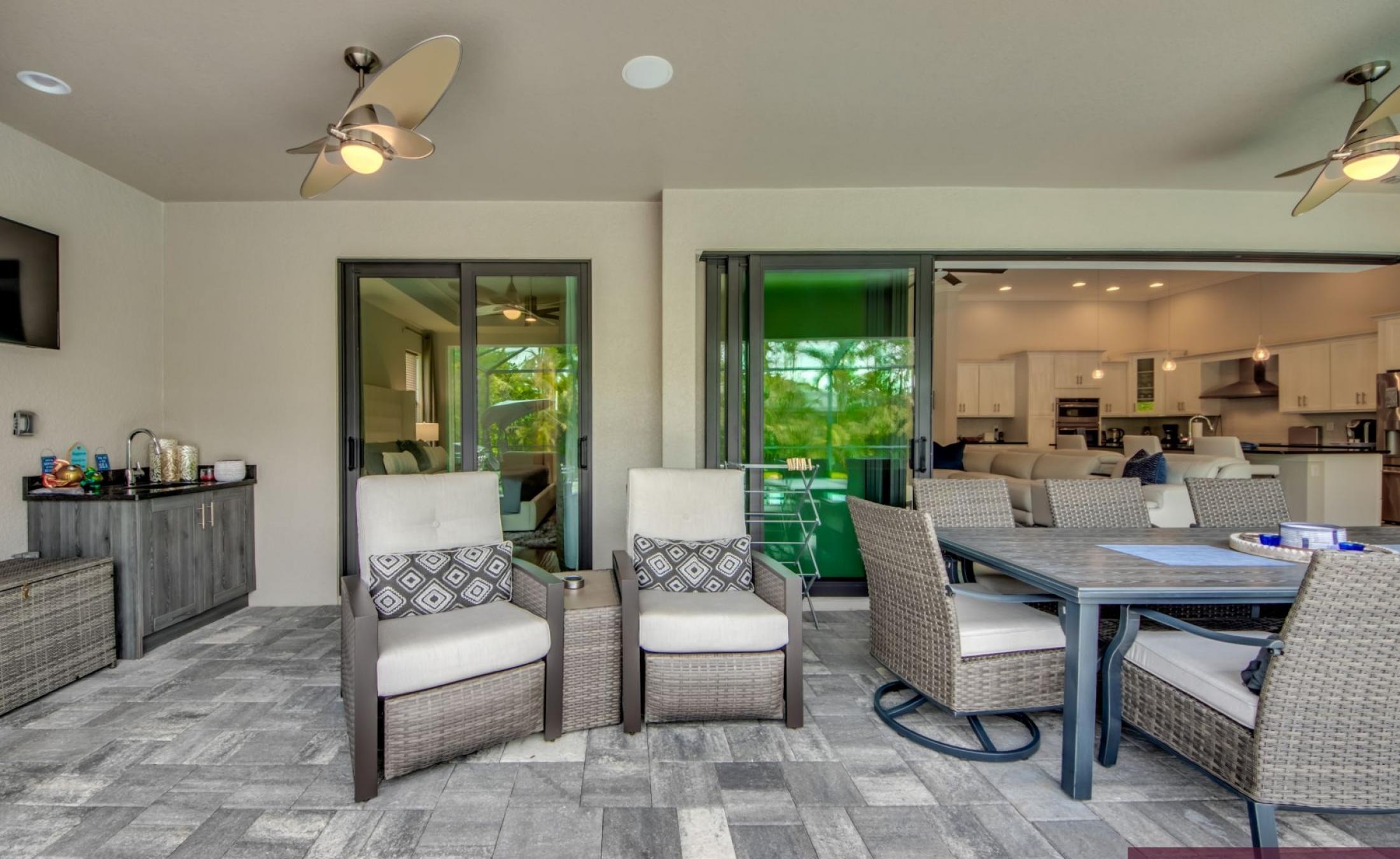 Moderne Villa in SW Cape Coral mit beheiztem Pool und Spa (Südausrichtung)