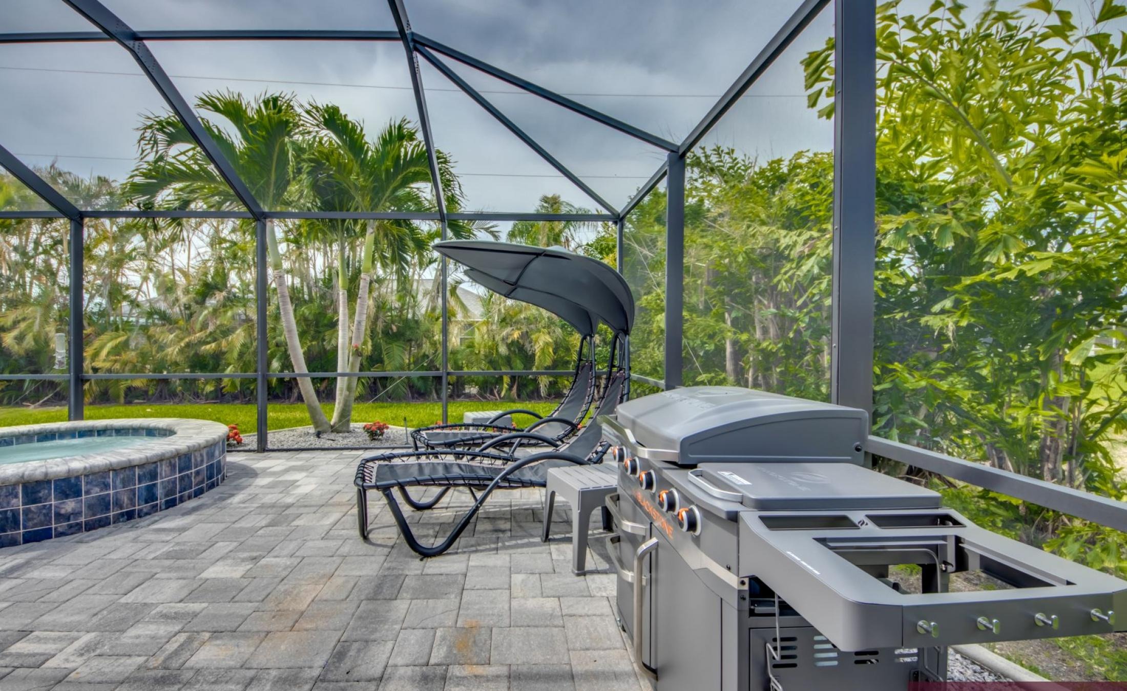 Moderne Villa in SW Cape Coral mit beheiztem Pool und Spa (Südausrichtung)