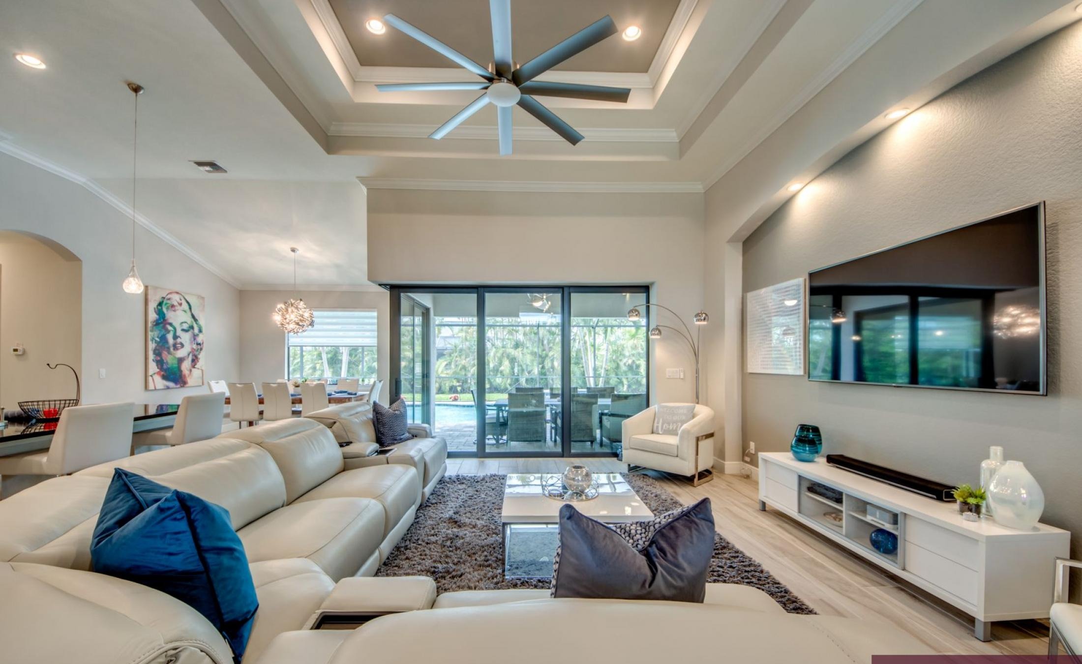 Moderne Villa in SW Cape Coral mit beheiztem Pool und Spa (Südausrichtung).