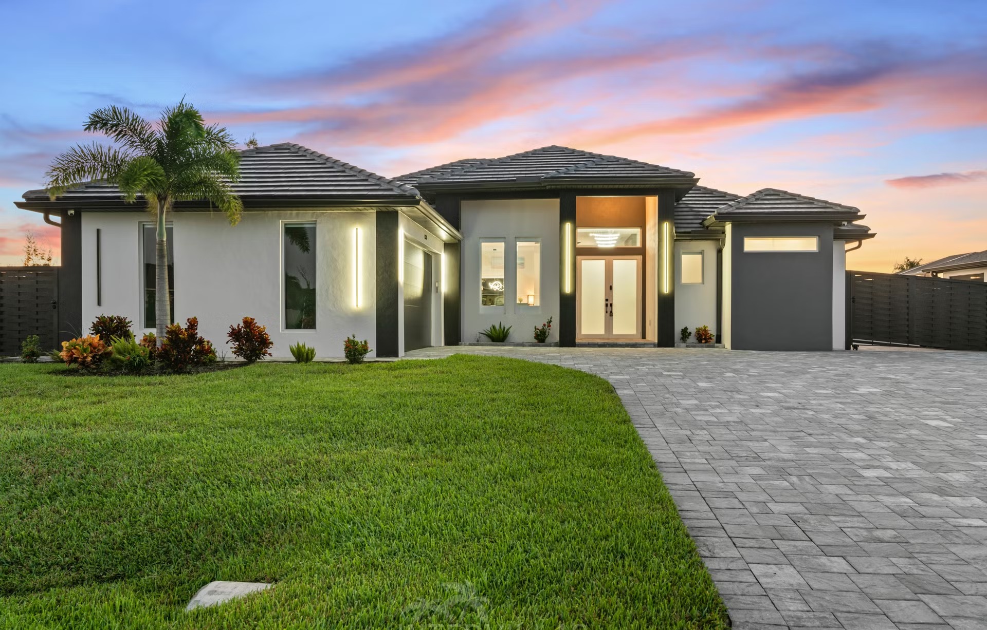 Ferienhaus Cape Coral Waterfront, beheizter Pool+Whirlpool, BBQ-Bar