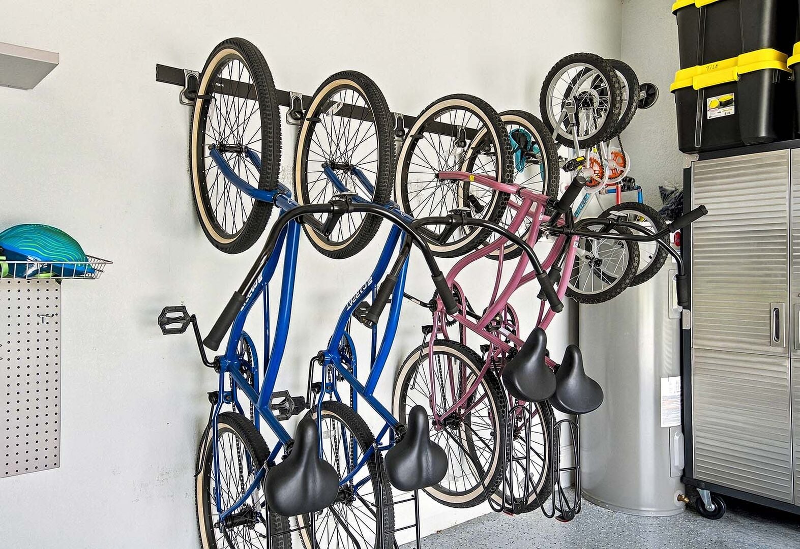 Bikes Available for Our Guests to Enjoy and Explore the Neighborhood with its many Parks and Bike Routes