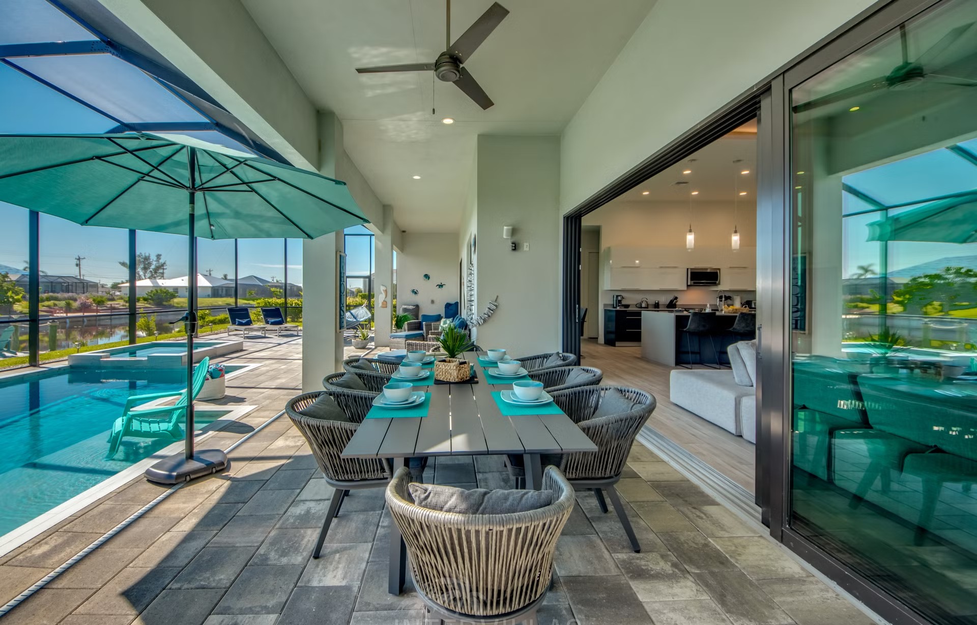 Ferienhaus Cape Coral am Kanal, Salzwasserpool+Spa, BBQ