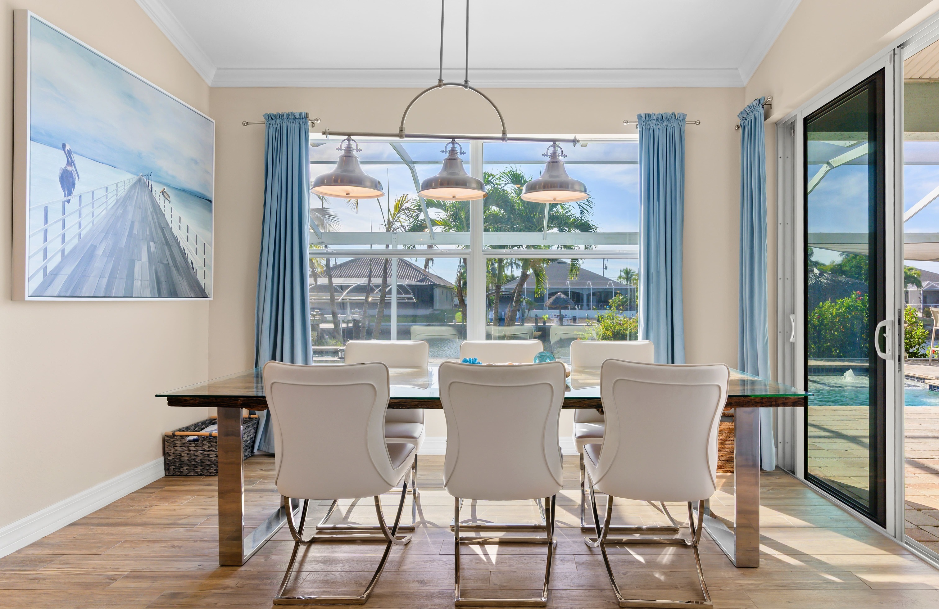 Privates Dock mit Tiki-Hut am Kanal (Golfzugang)