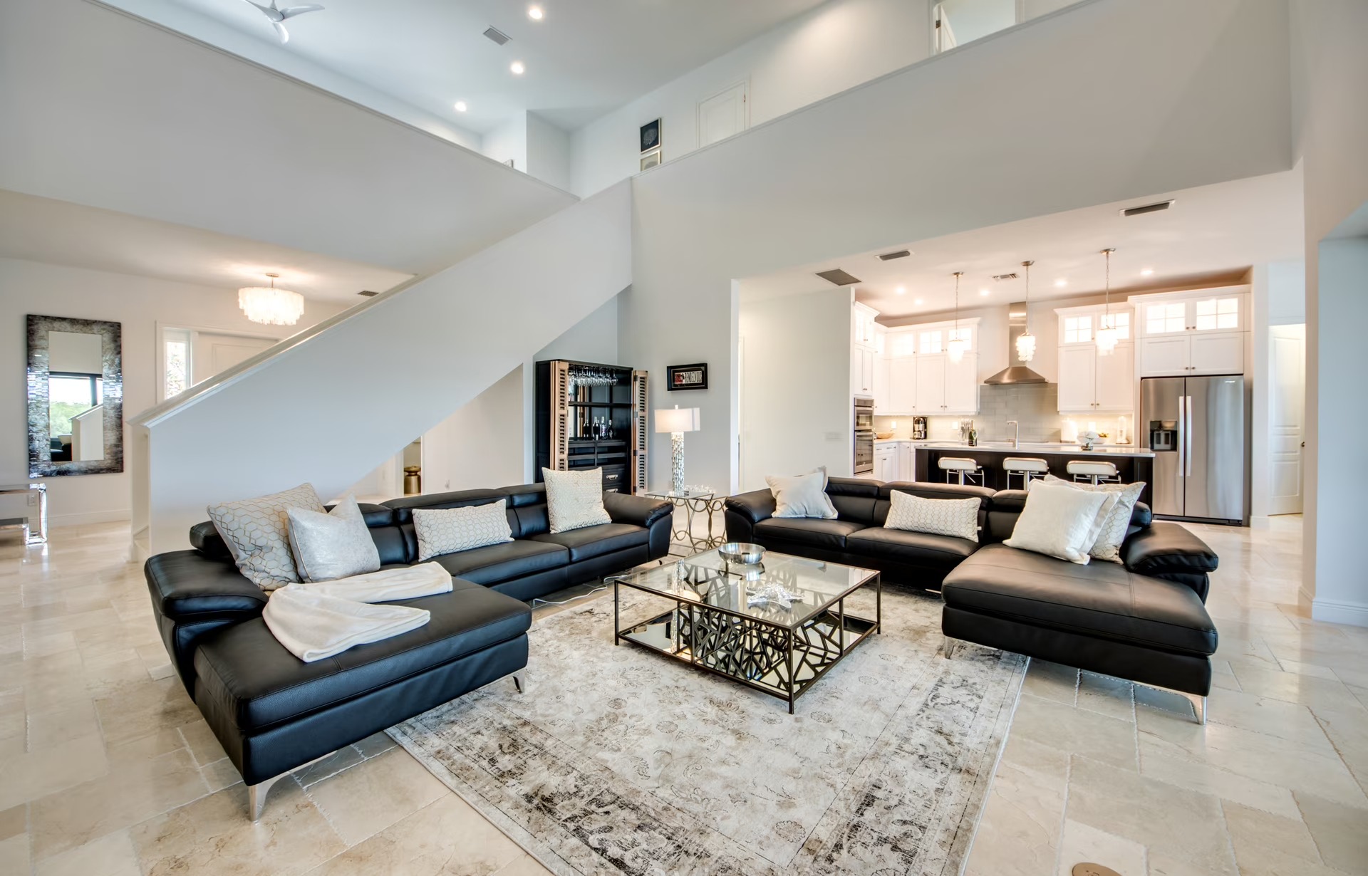 Villa Spreader Pearl