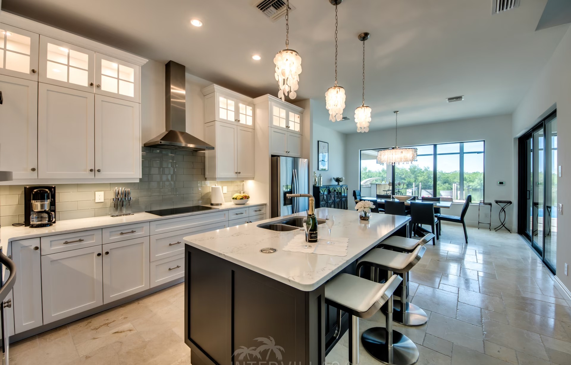 Villa Spreader Pearl