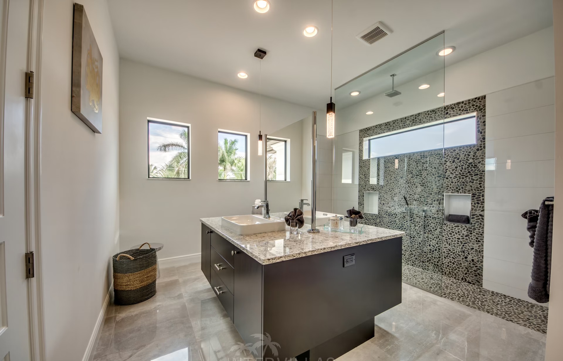 Villa Spreader Pearl