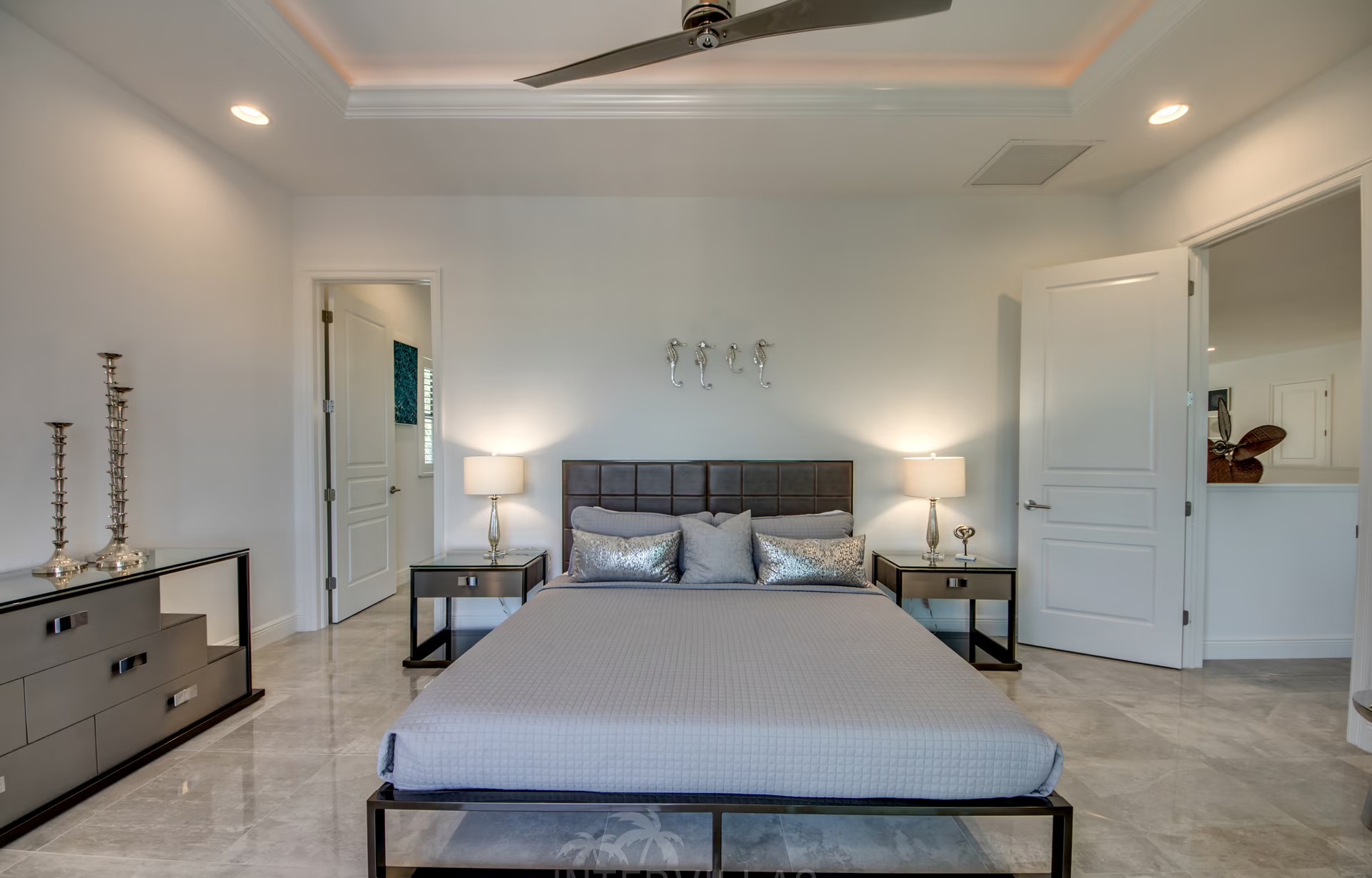 Villa Spreader Pearl