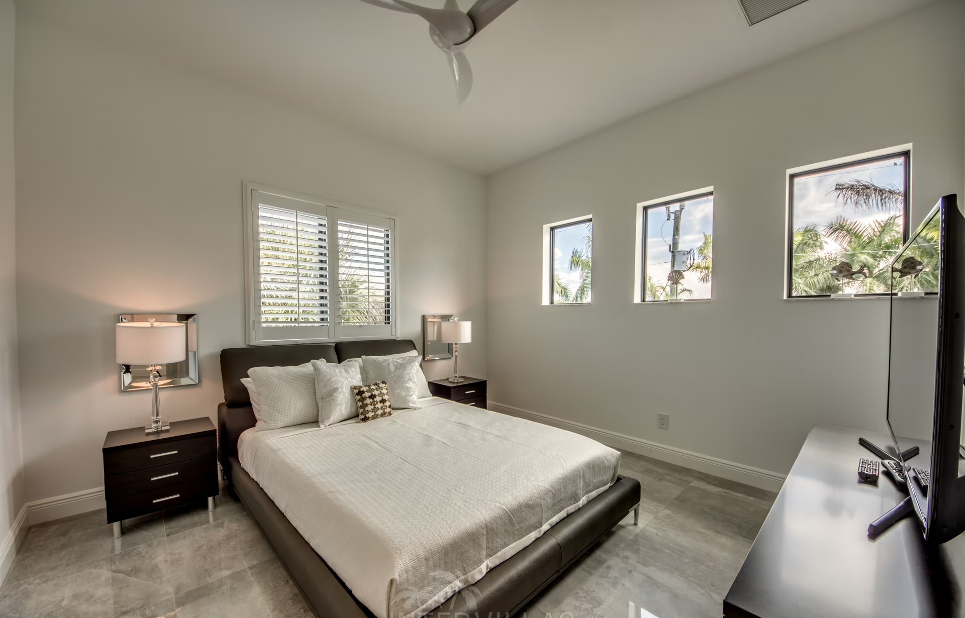 Villa Spreader Pearl