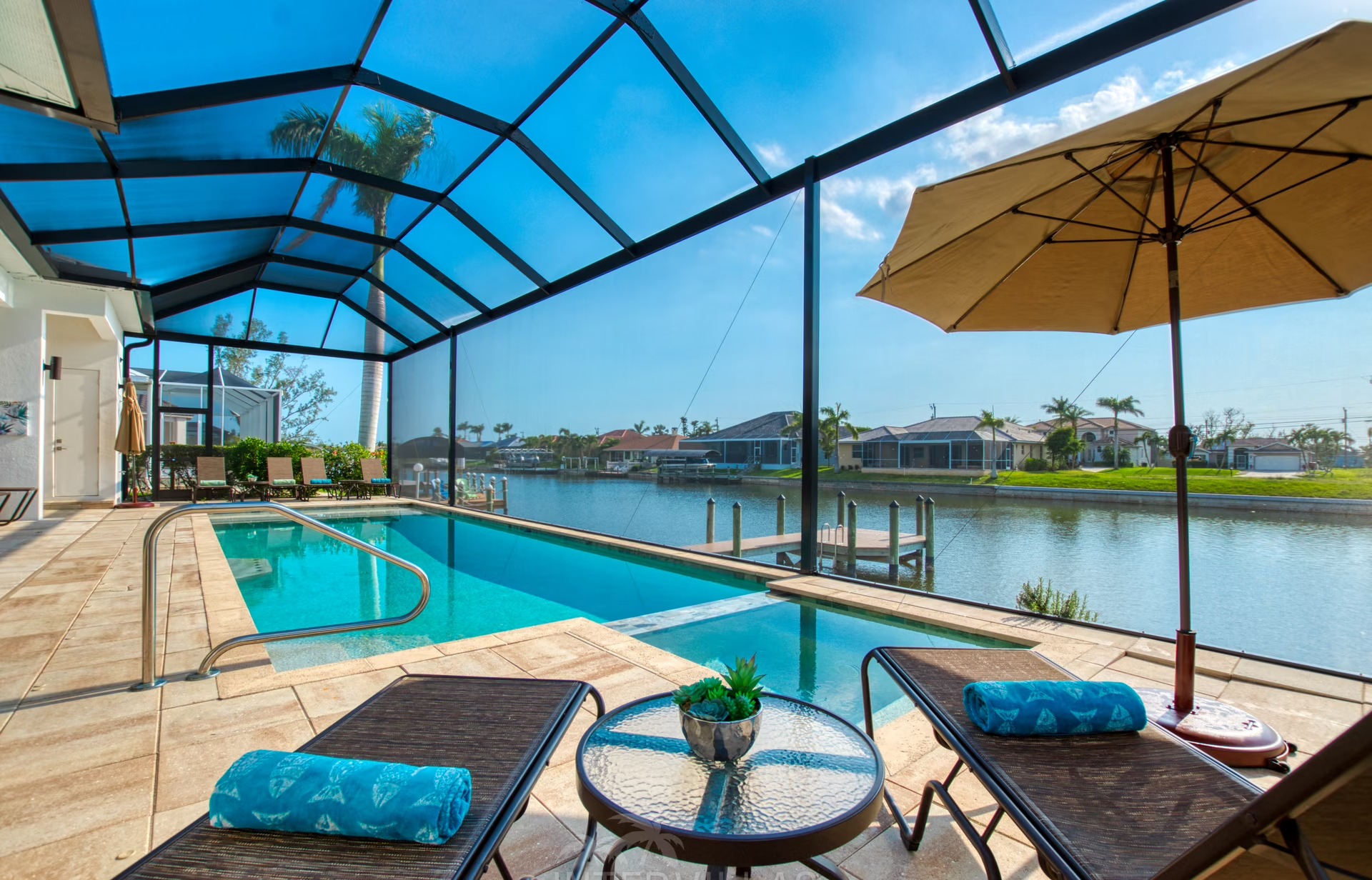 Ferienhaus Cape Coral, direkt am Wasser+Bootsdock, Salzwasserpool+Spa