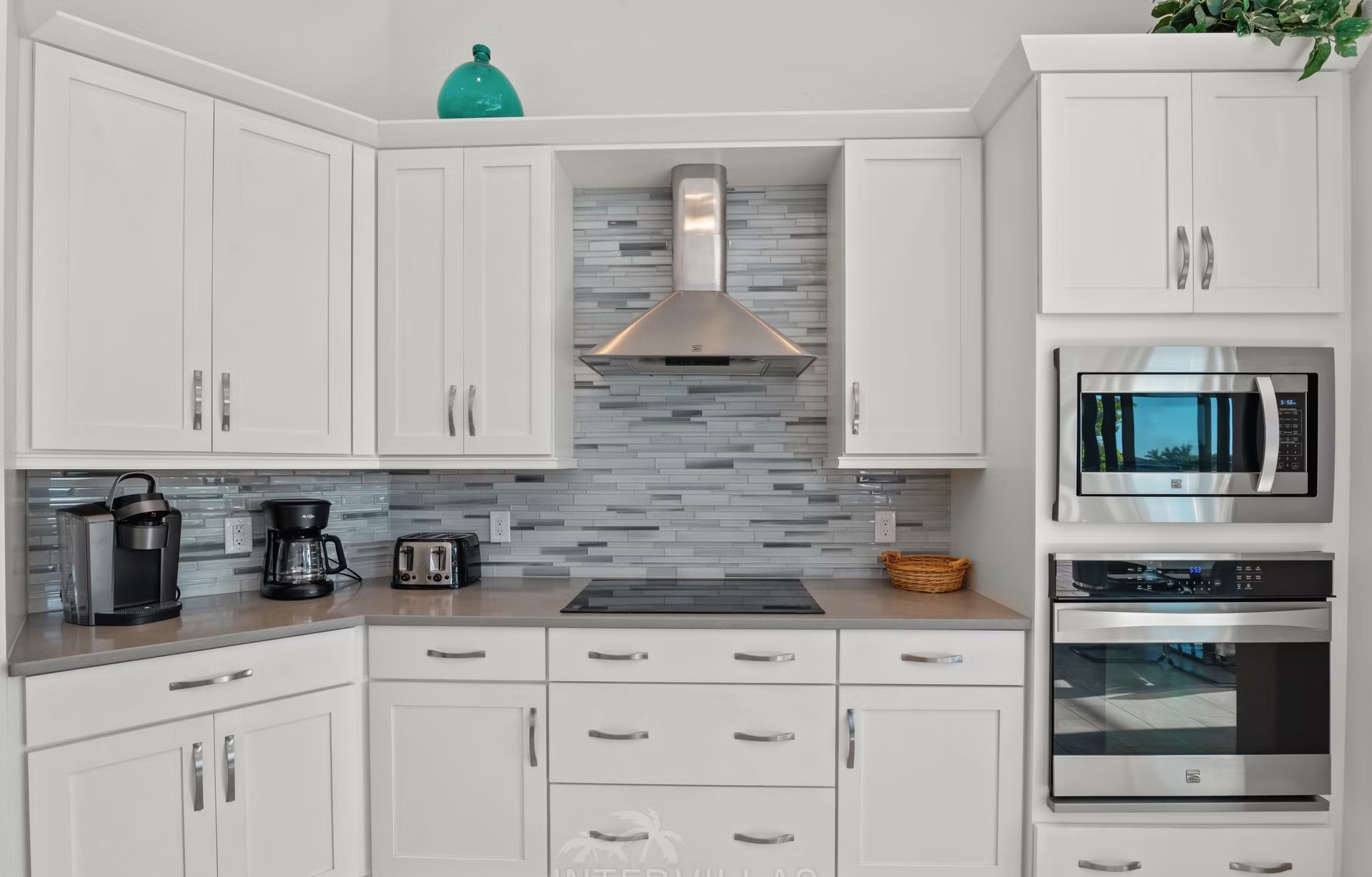 Dock mit Tiki-Hut am Kanal mit direktem Gulf Access.