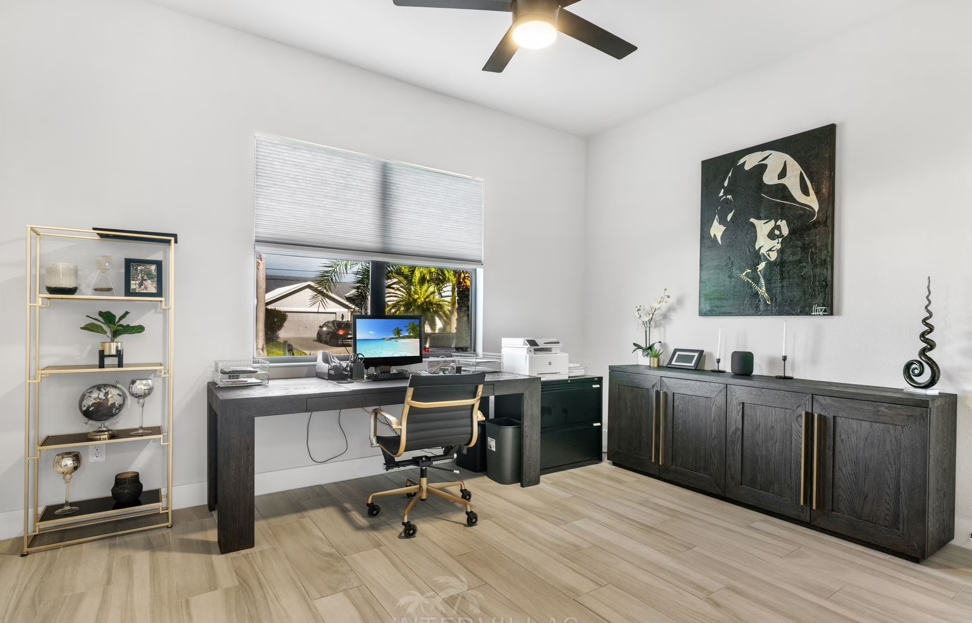 Outdoor-Bereich mit beheiztem Pool, BBQ und Outdoor-Küche