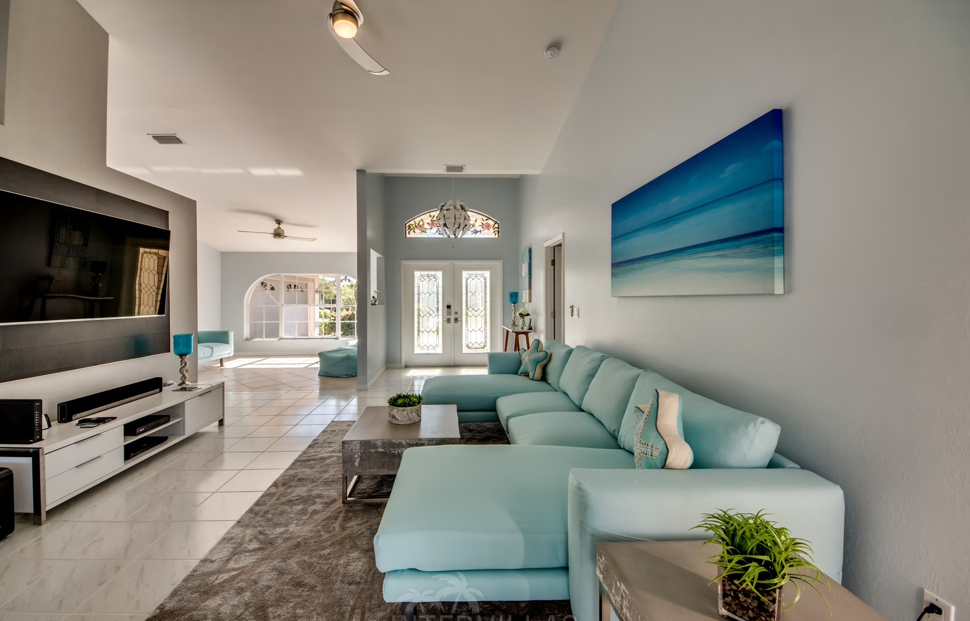 Billardtisch im Spielbereich des Ferienhauses.