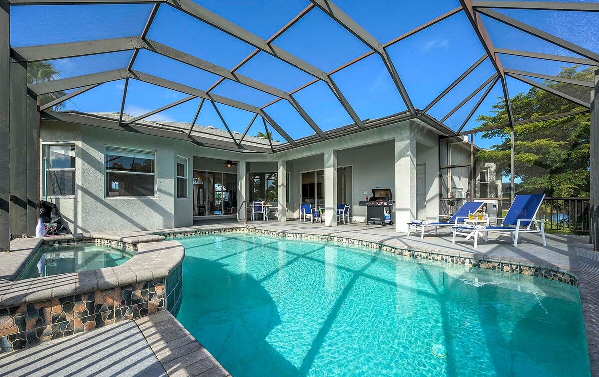 Ferienhaus Cape Coral, beheizter Salzwasser-Pool+BBQ, Hund