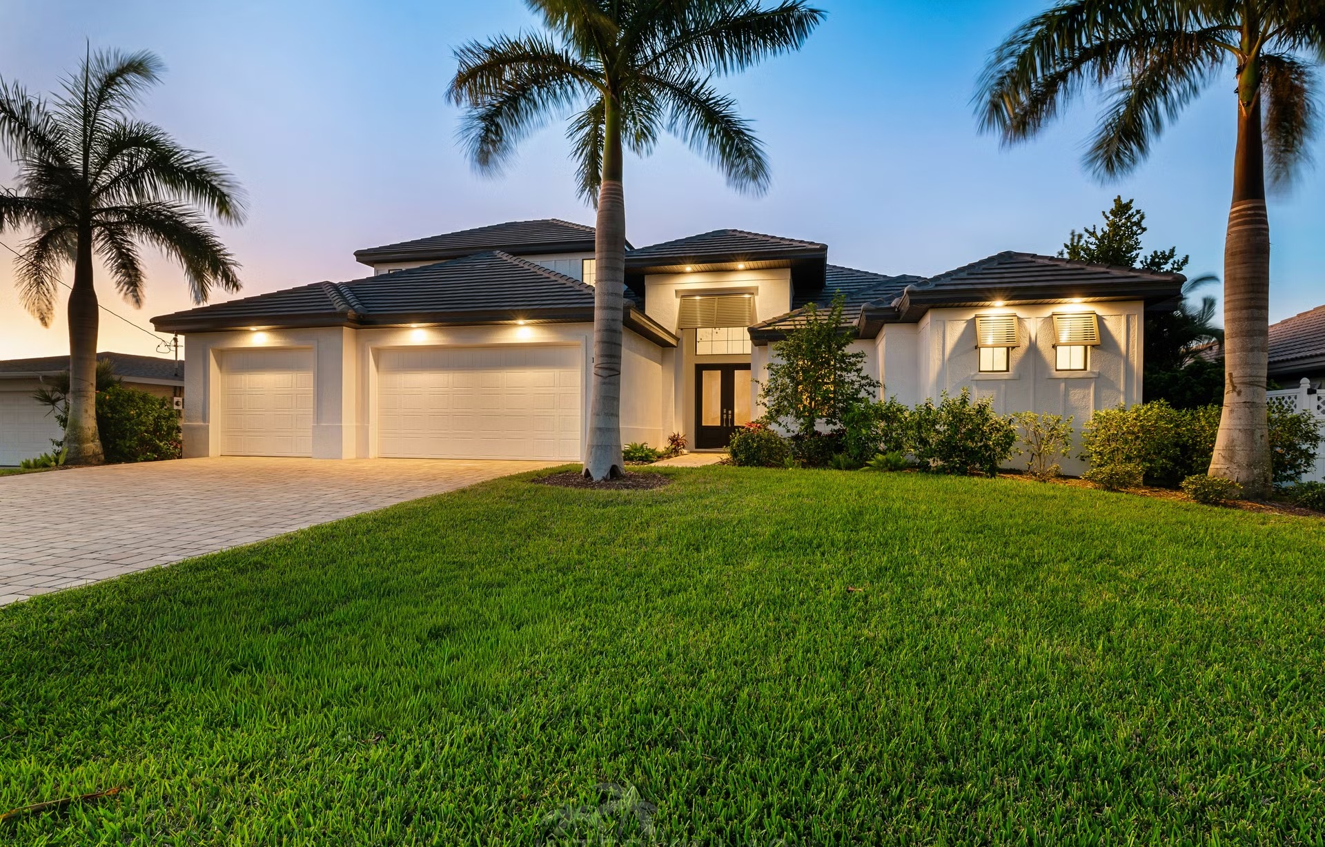 Privates Dock mit Tiki-Hut am Kanal (Gulf Access)