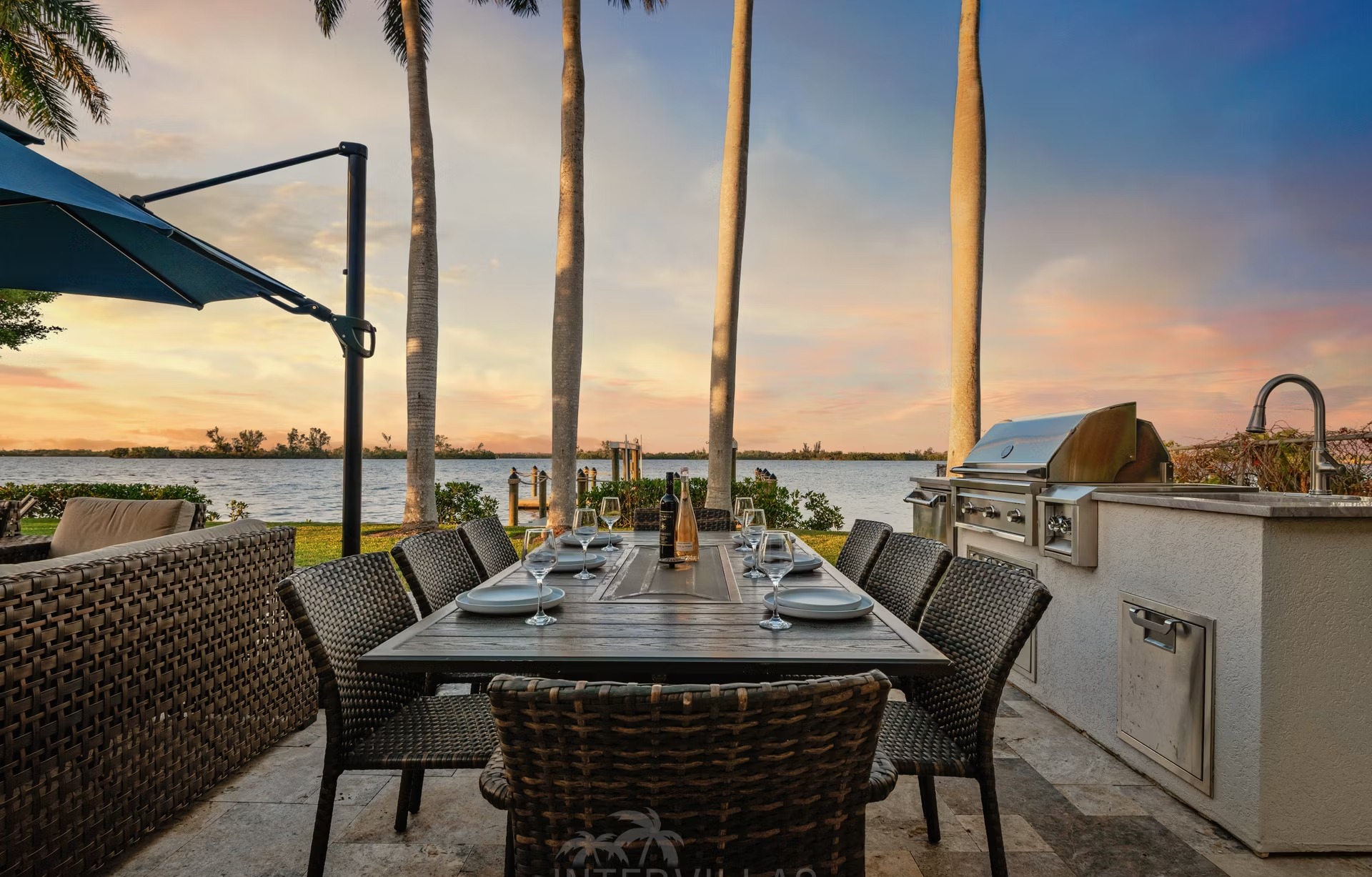 Villa Riverside