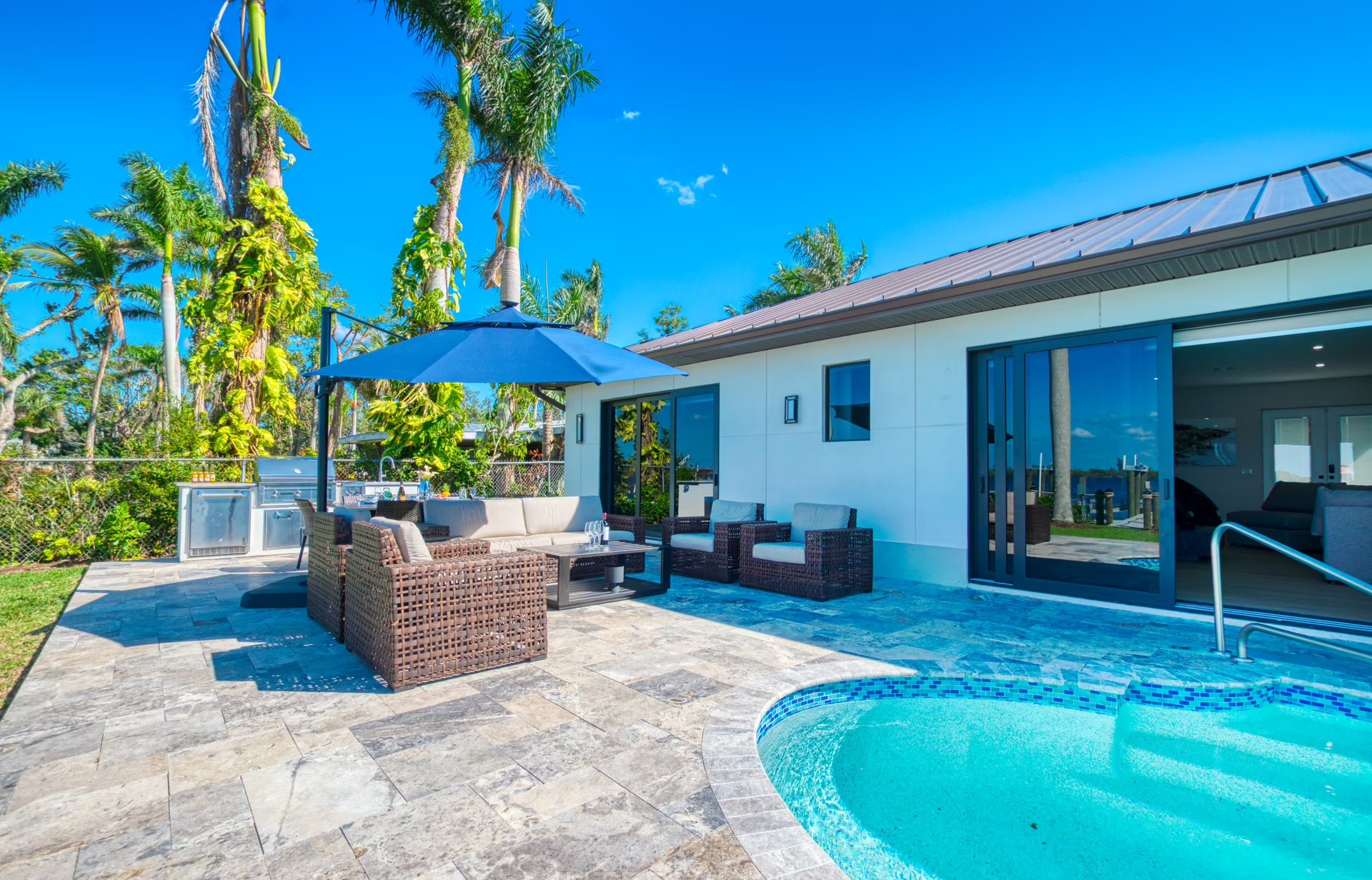 Villa Riverside