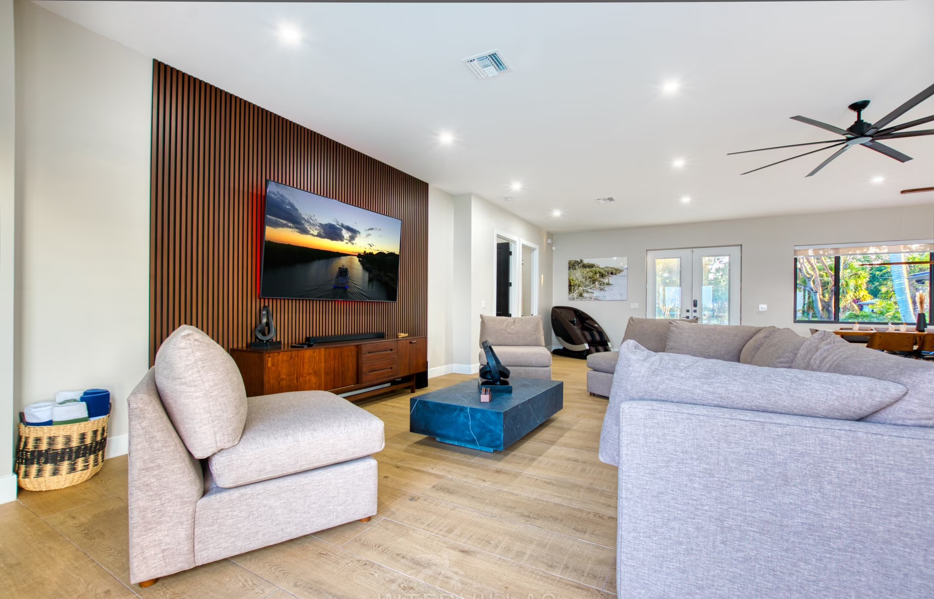 Villa Riverside