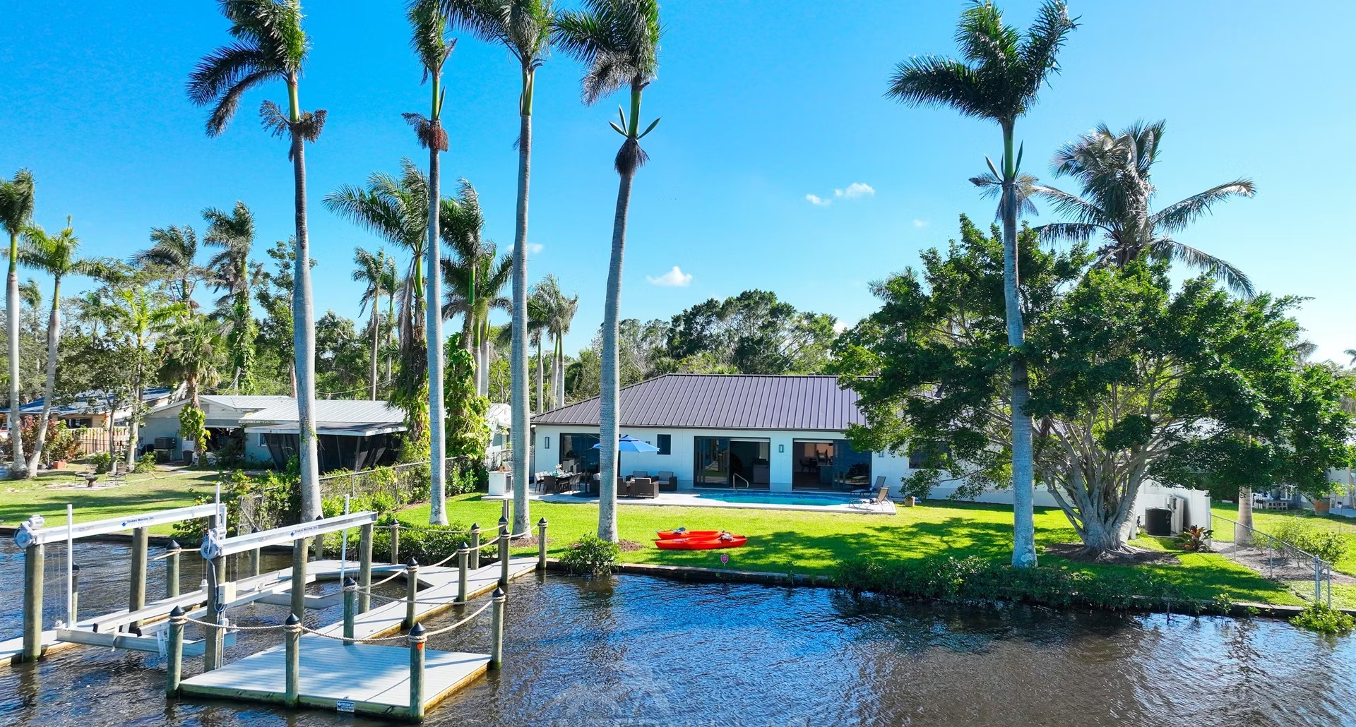 Villa Riverside