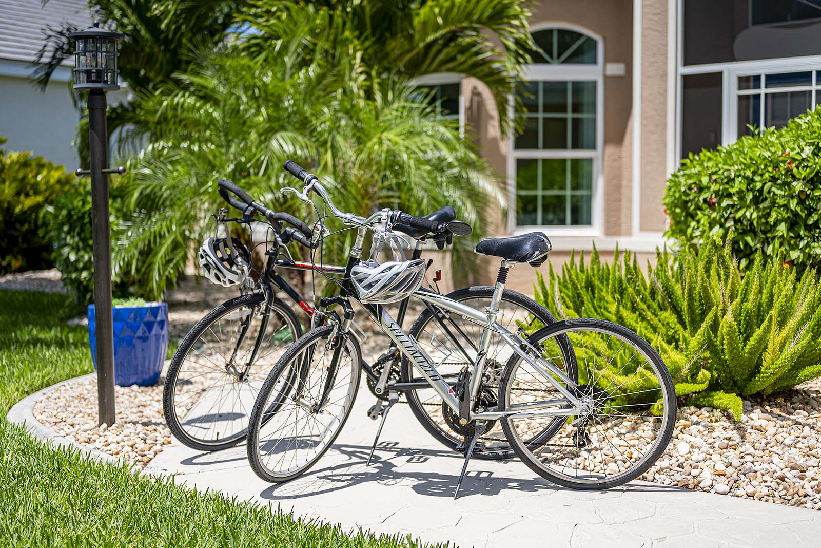 Erkunden Sie Cape Coral über die vielen fahrradfreundlichen Straßen