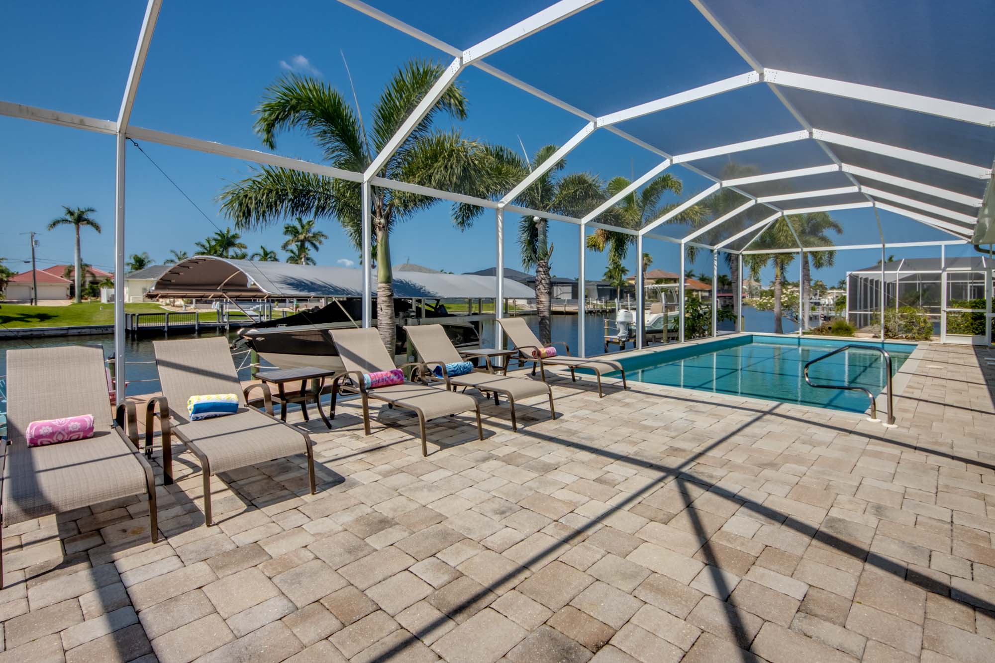 Villa Apricity - Luxusvilla mit Billardtisch & Golfzugang in Top Lage