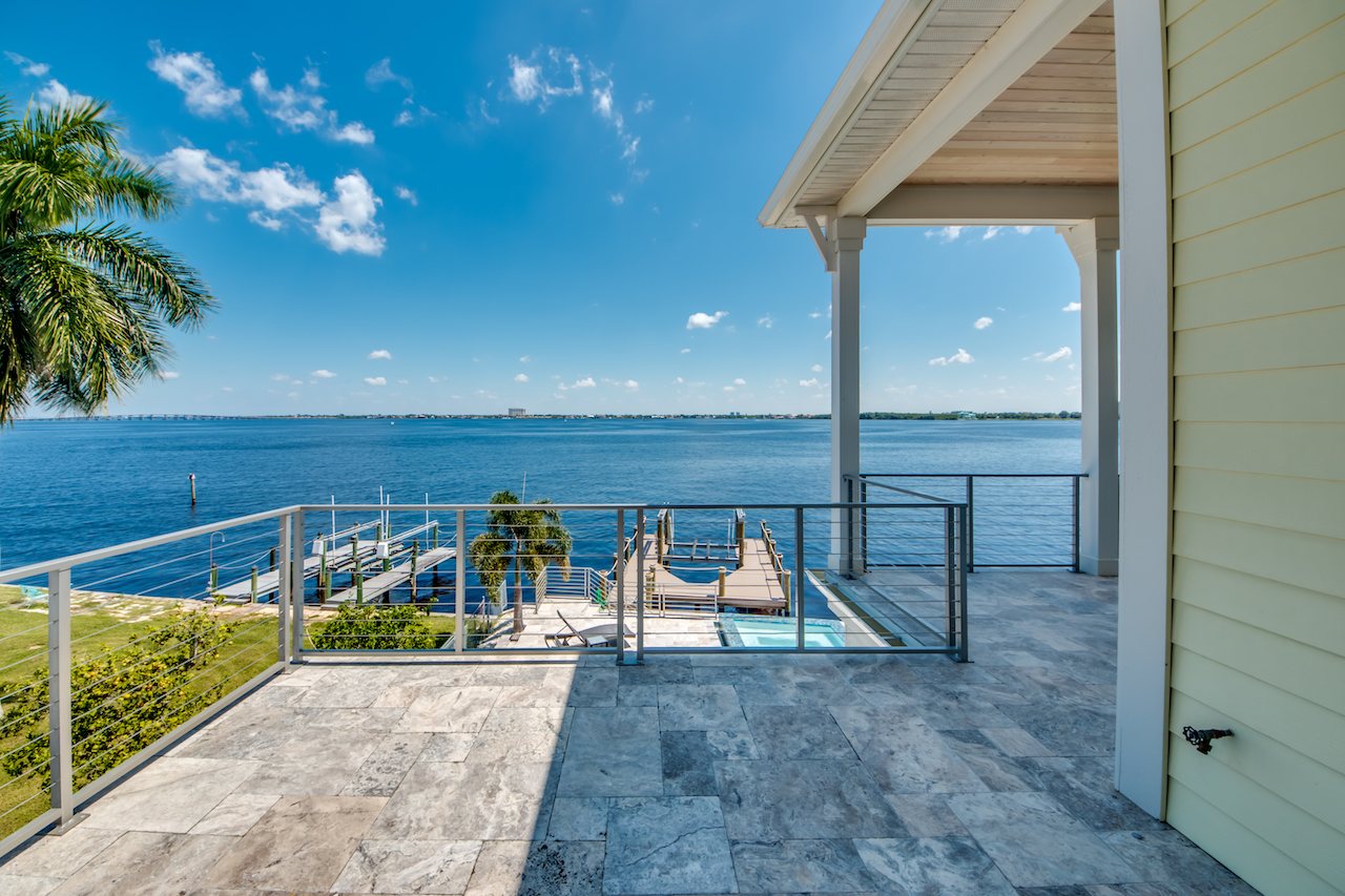 Balkon der Master-Suite 3