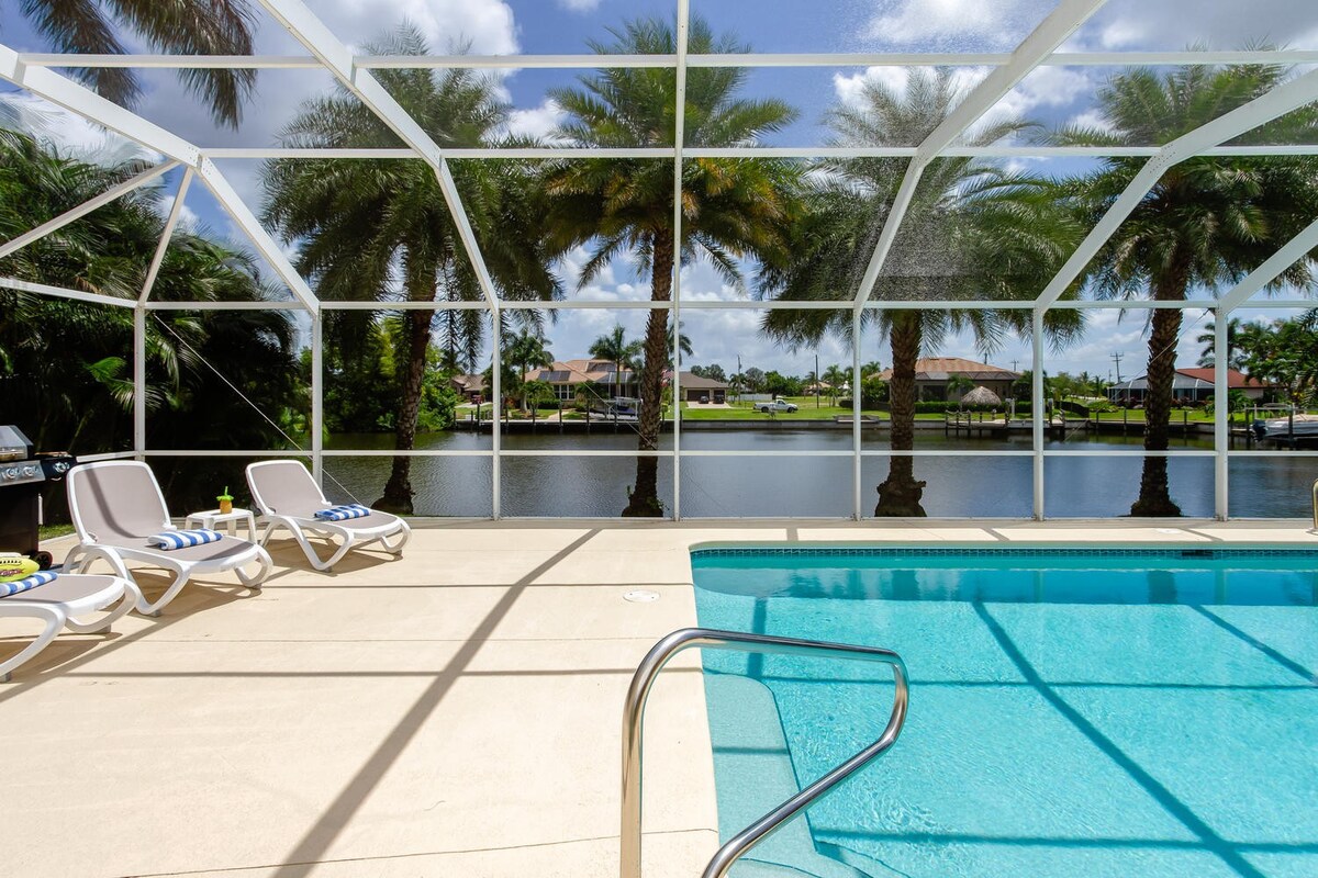 Viele Liegestühle für unsere Sonnenhungrigen