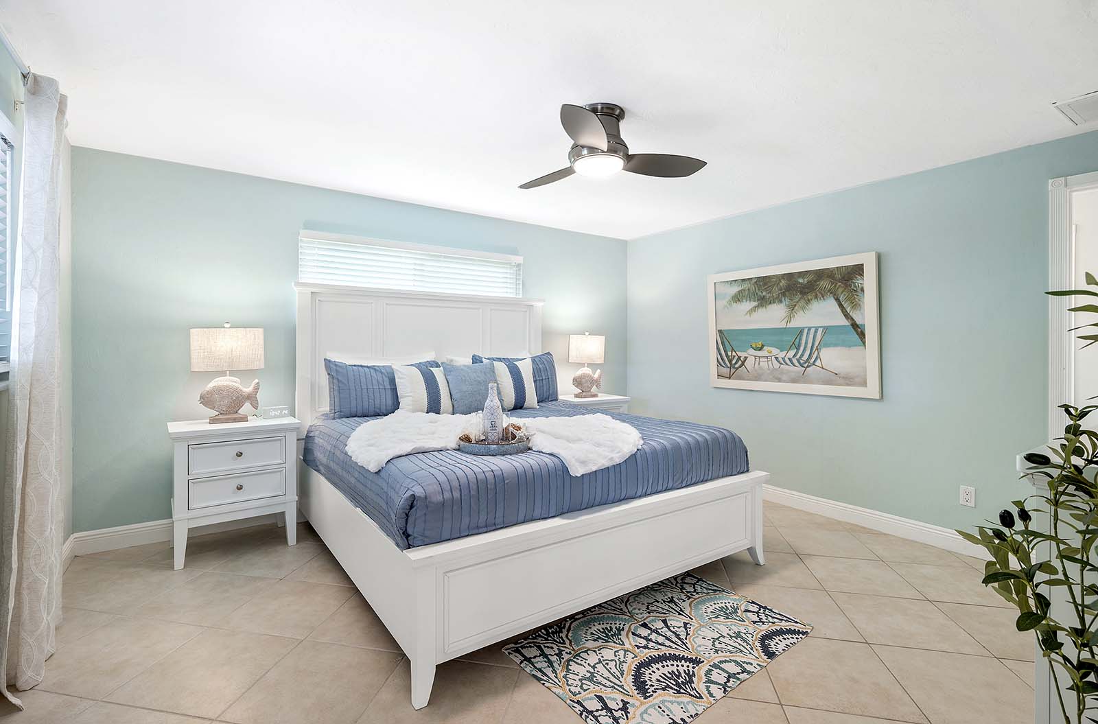 Bootsdock mit Bootslift am Kanal (Gulf Access) in SE Cape Coral.