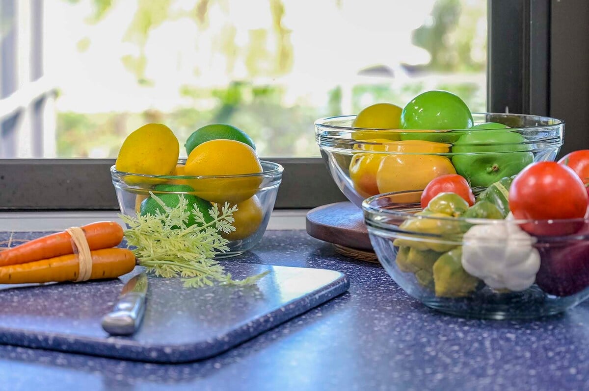 Beheizter Pool mit Whirlpool auf der Lanai am Kanal.