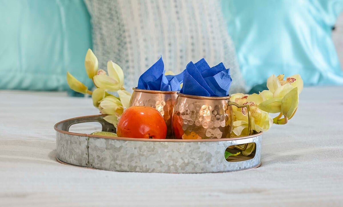 Beheizter Pool mit Whirlpool auf der Lanai am Kanal.