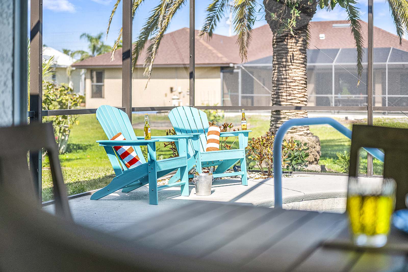 Adirondack-Stühle eignen sich hervorragend für Gespräche