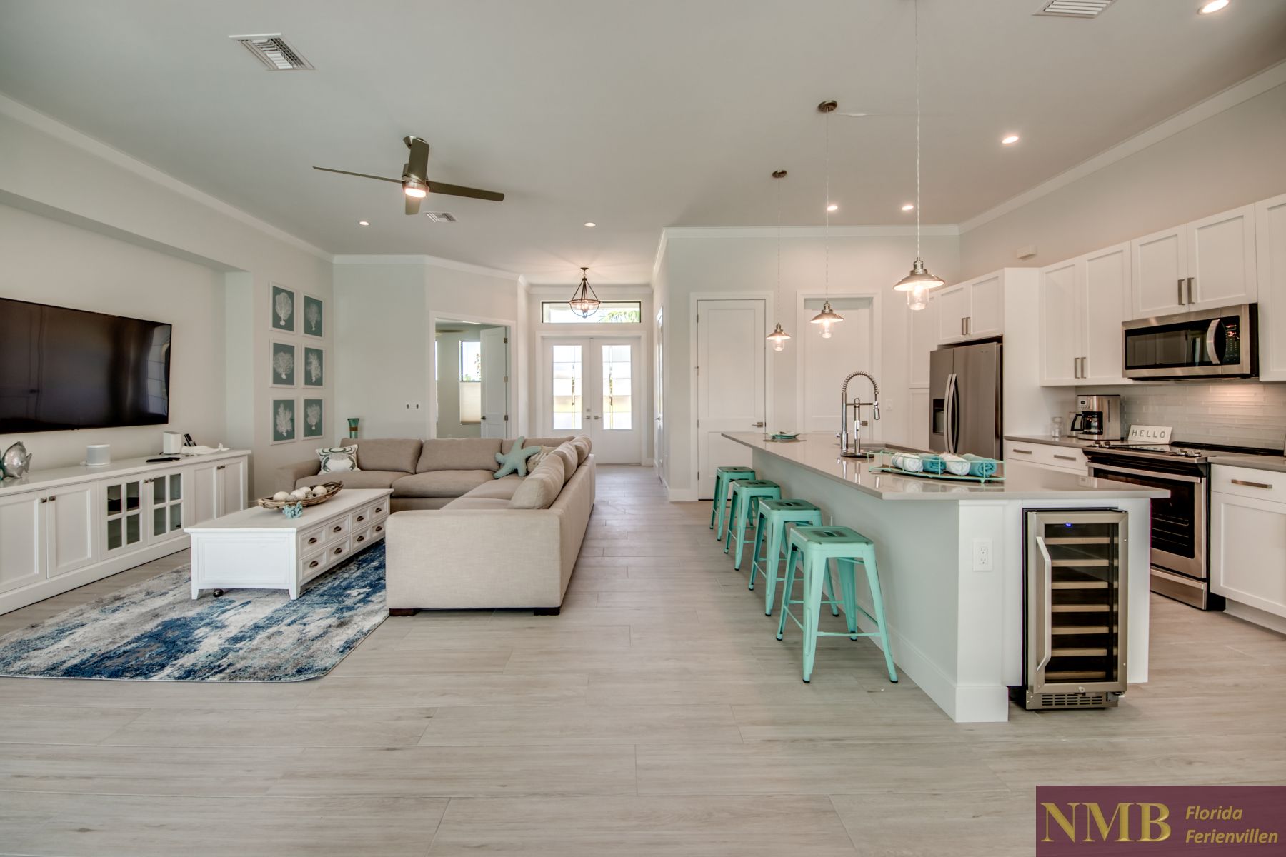 Bella Luna 19 Kitchen