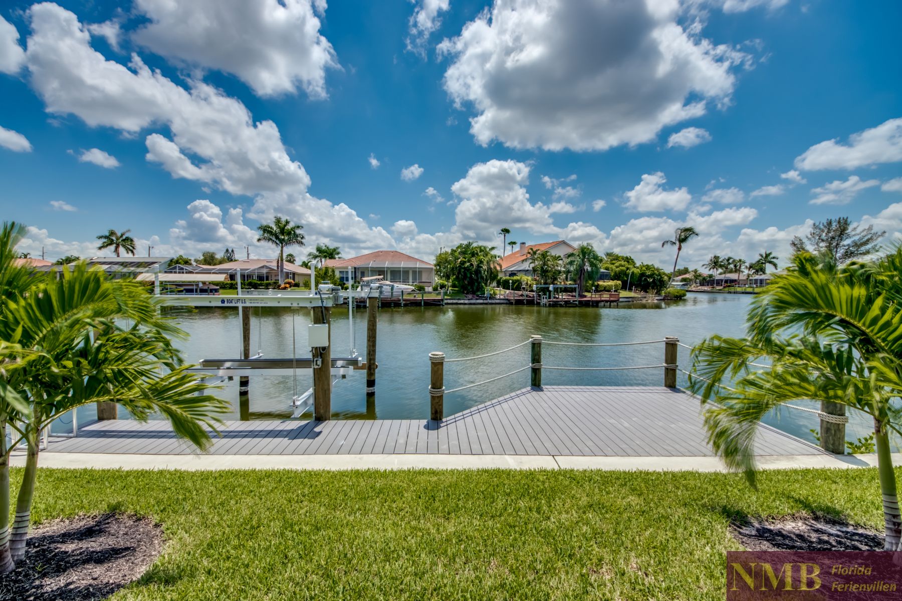 Bella Luna 65 Backyard