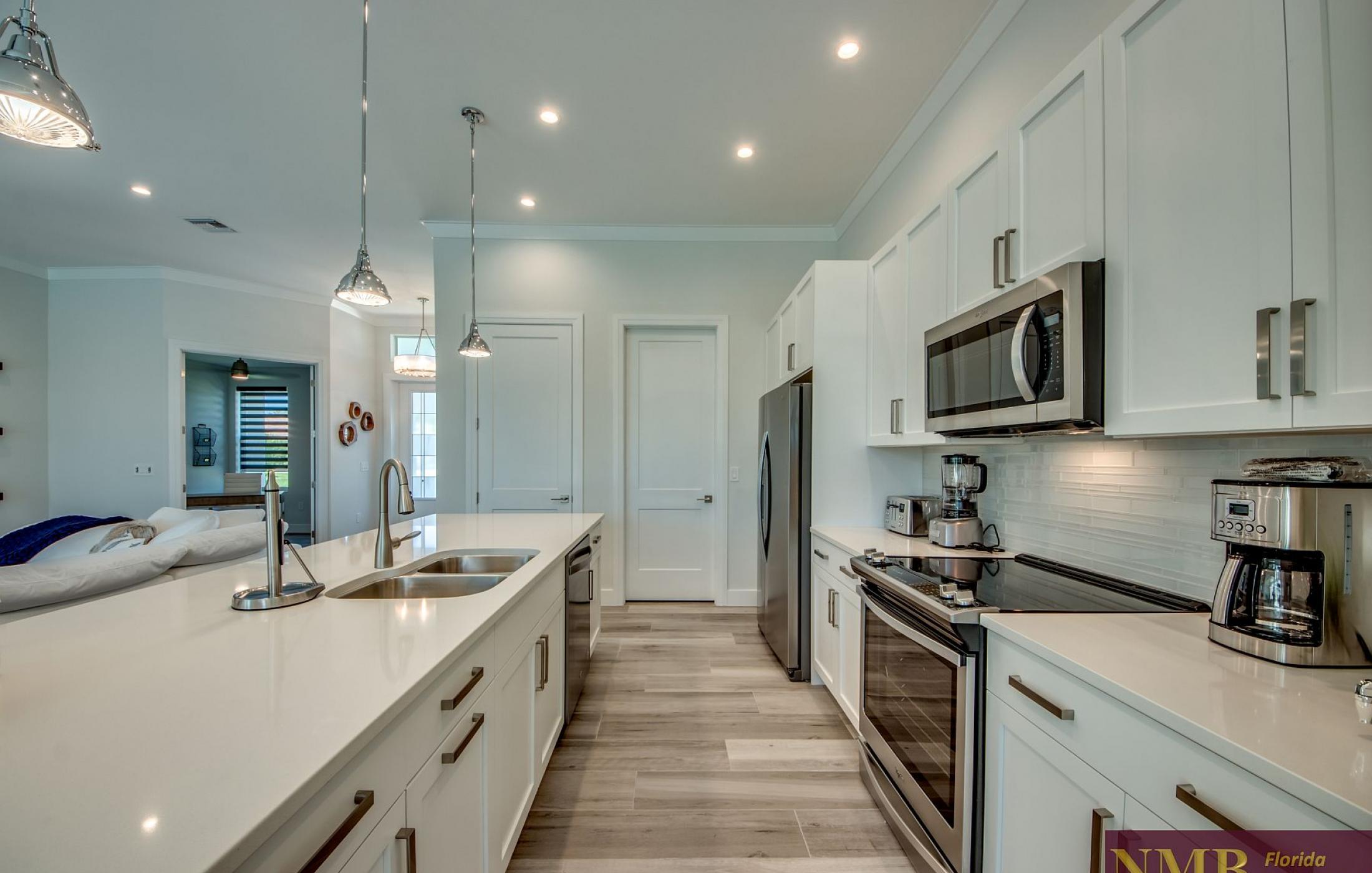 Ferienhaus Aquamarine 24 Kitchen