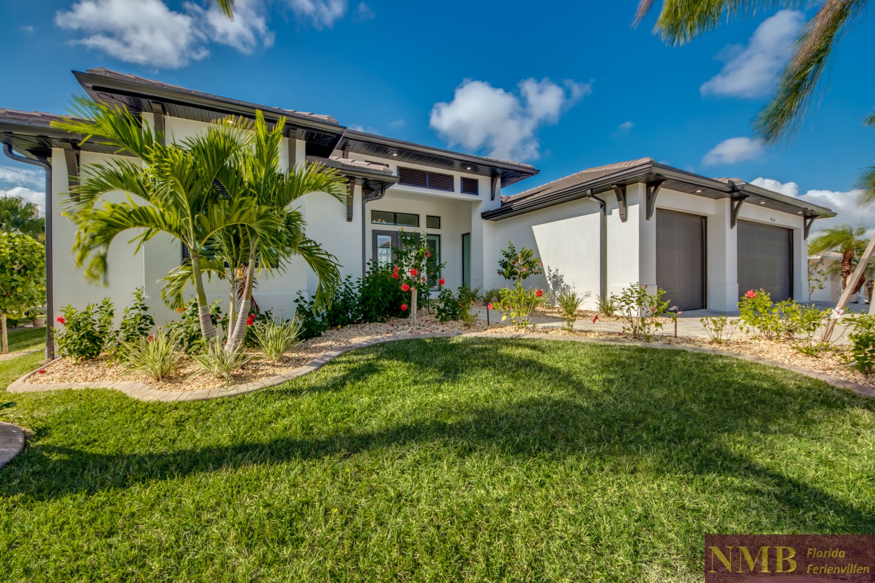 Ferienhaus Cape Coral Madison Garden 4 Front of Villa 2
