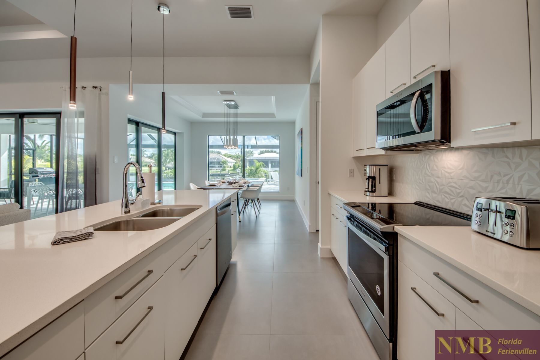 Ferienhaus Cape Coral Pink Lemonade 21 Kitchen