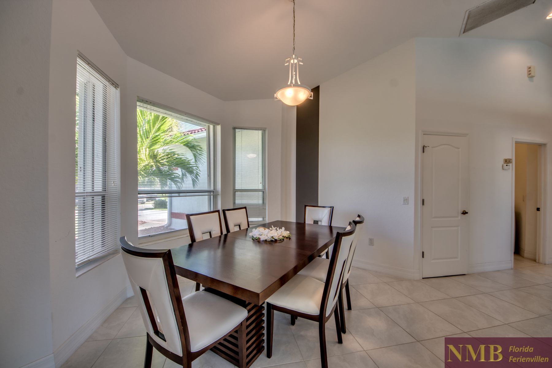 Ferienhaus Harbour View 17 Dining Room