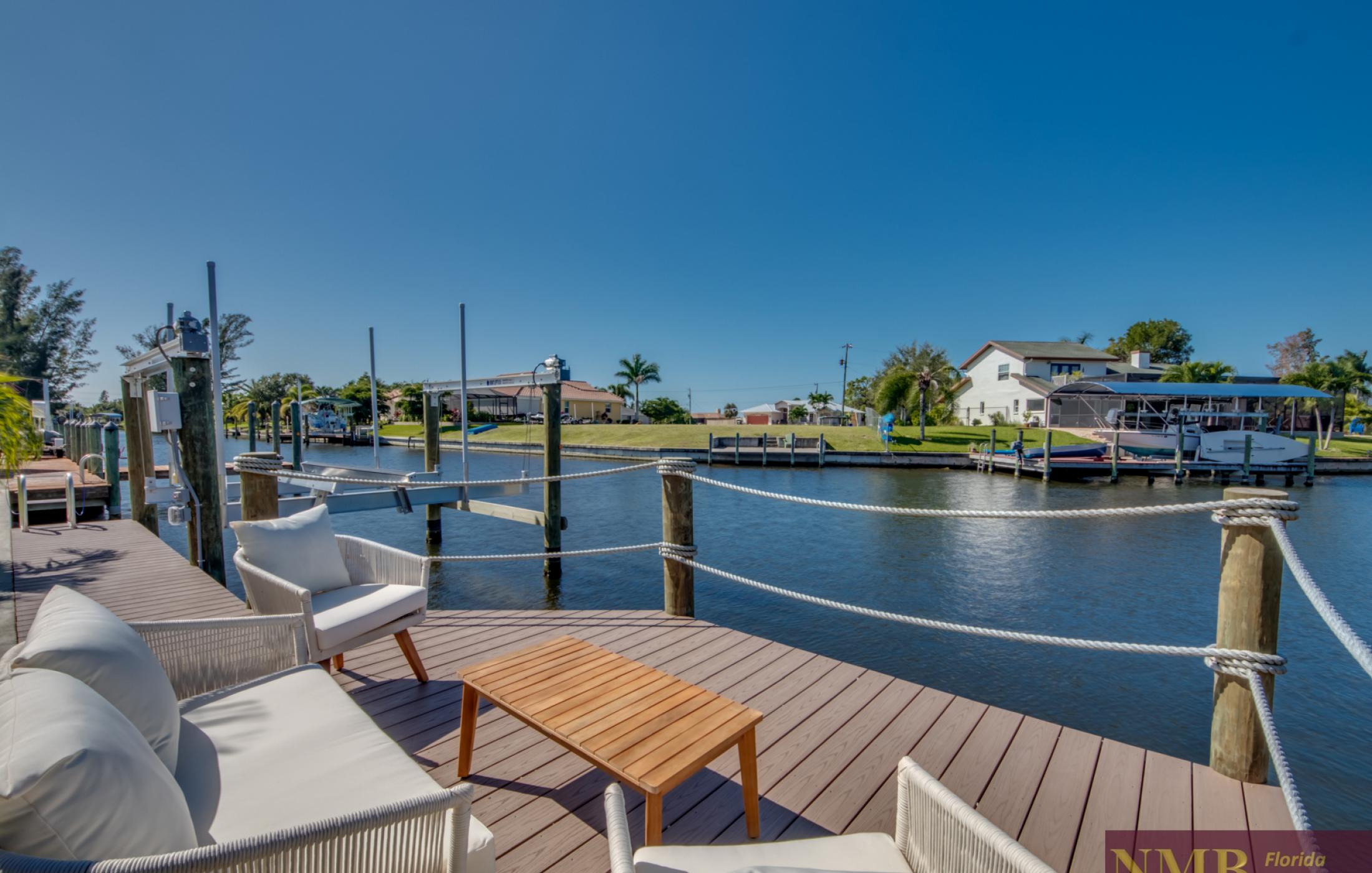 Ferienhaus Living Coral 73 Dock