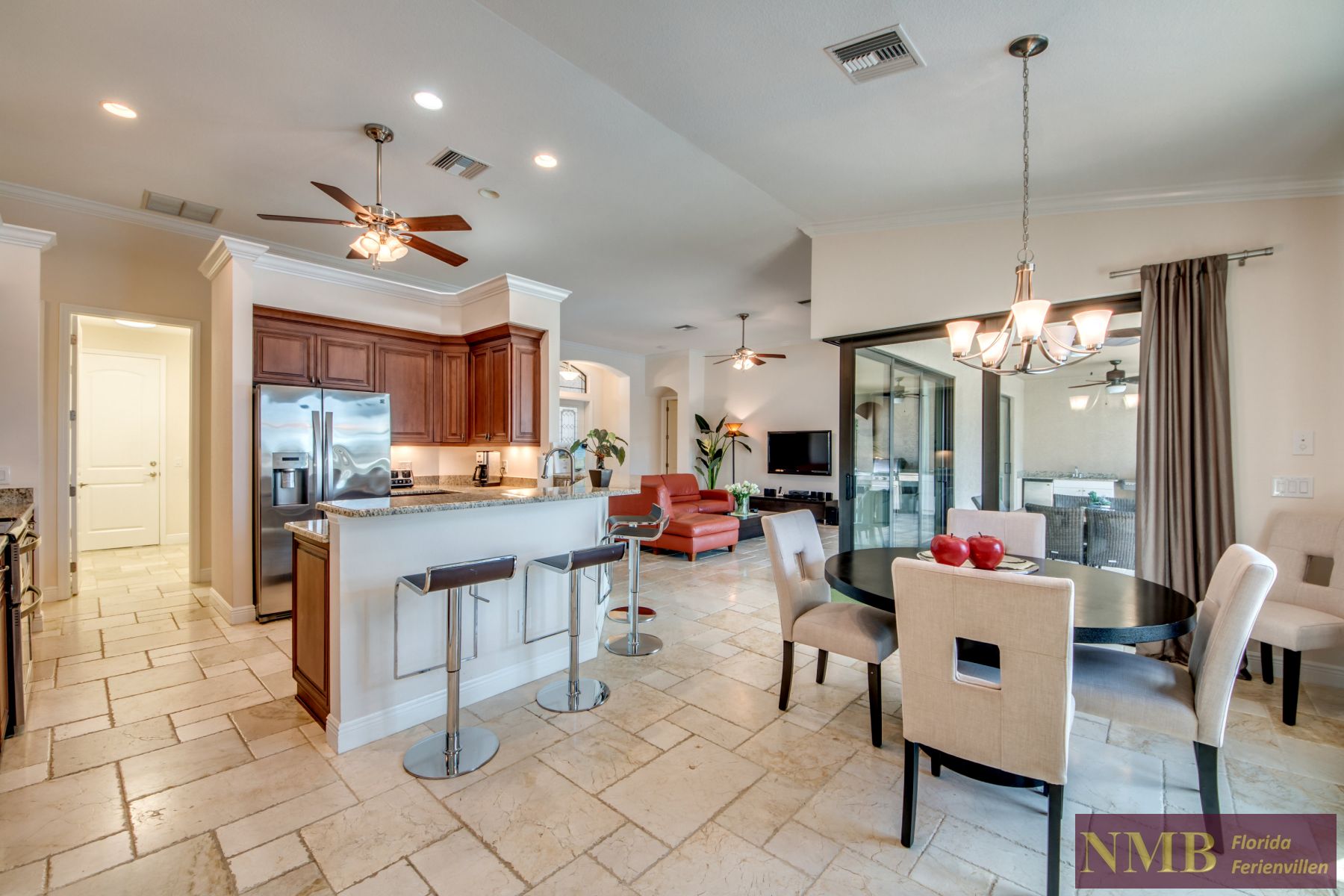 Ferienhaus Royal Residence Dining Room 2