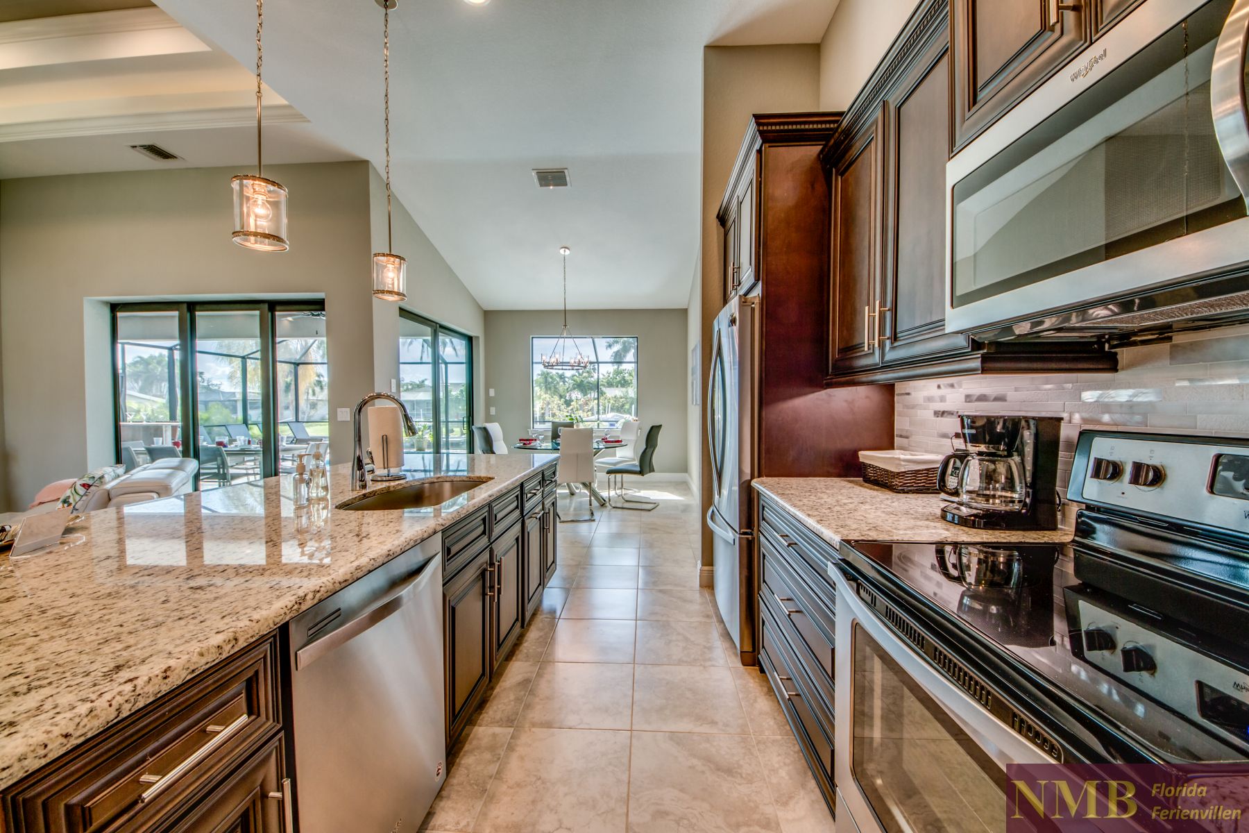 Ferienhaus Skyshine 18 Kitchen