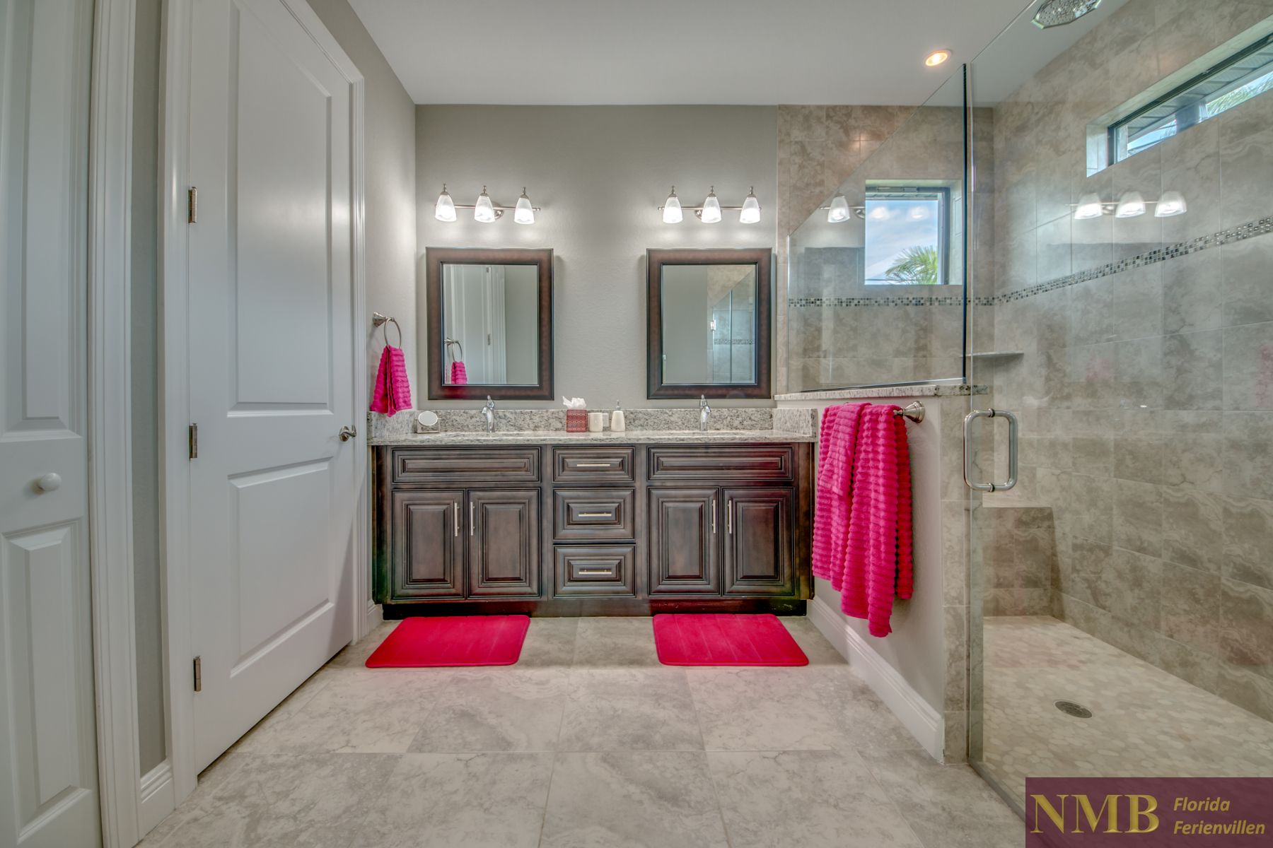 Ferienhaus Skyshine 27 MasterBathroom